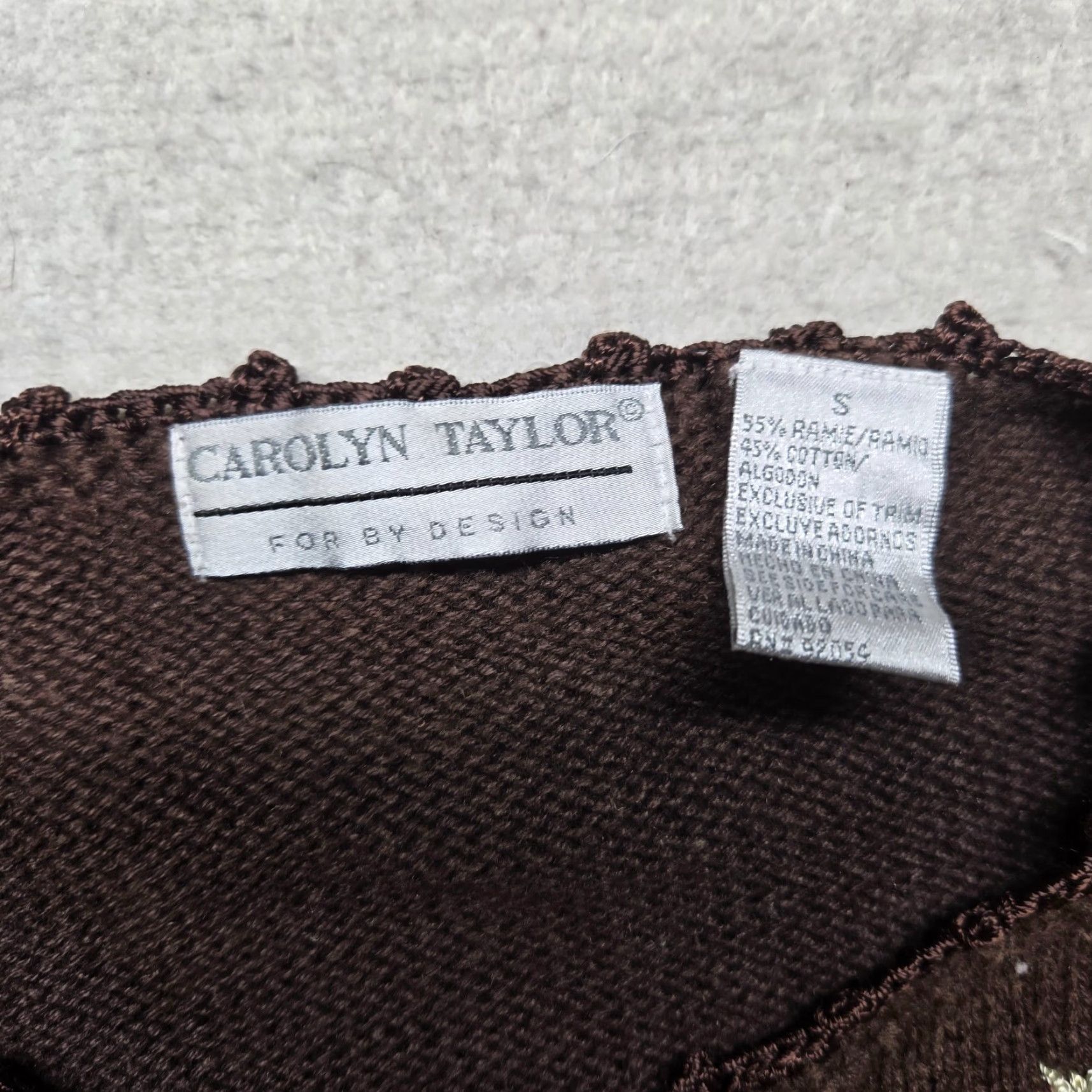 Vintage Carolyn Taylor Sweater Shirt Adult Women S Brown Floral 3/4 Sleeve V-Neck Pullover Women’s Small Floral Heavyweight Size S / US 4 / IT 40 - 4 Thumbnail