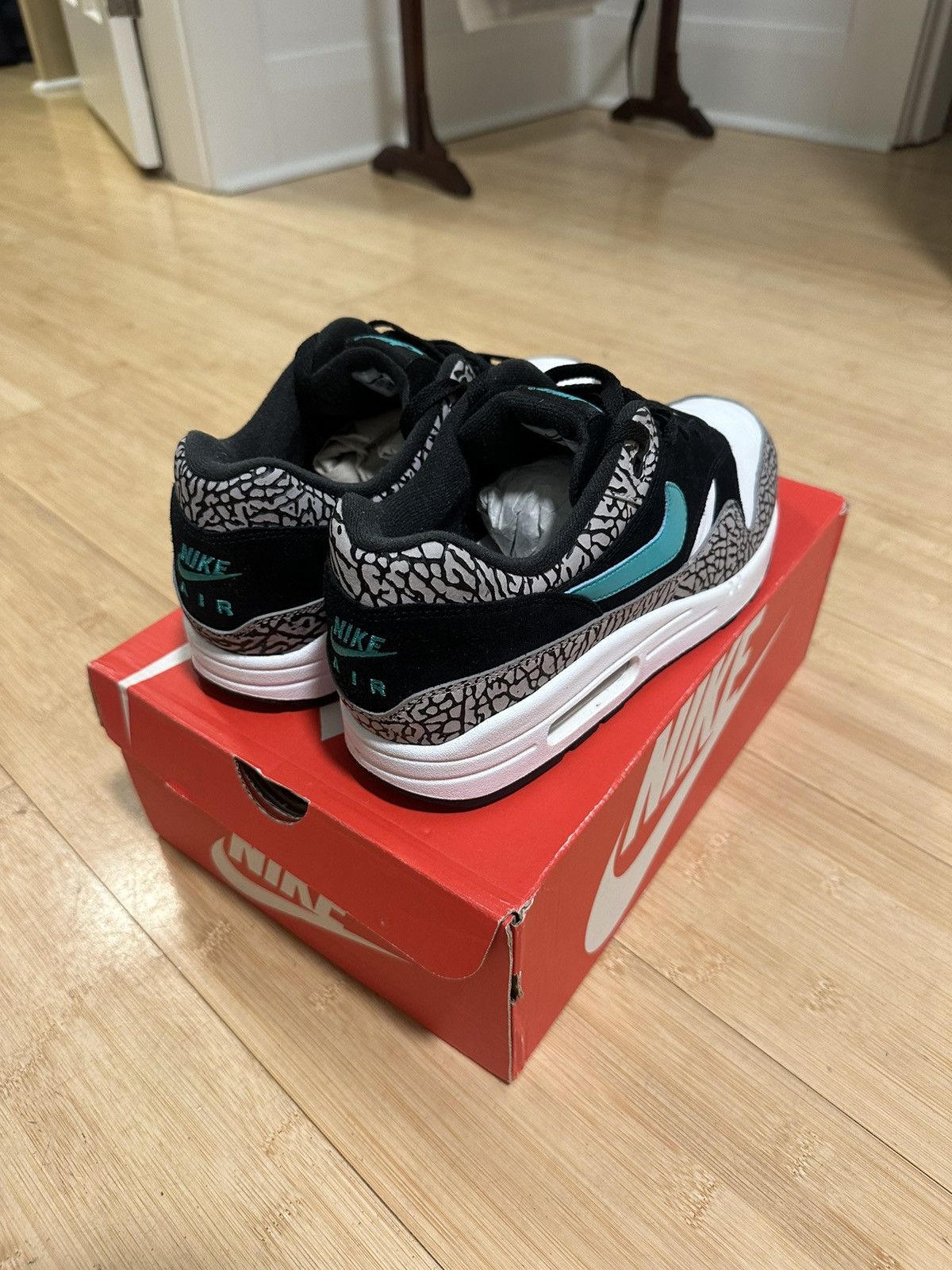 Nike × atmos Nike x Atmos Air Max 1 Elephant Size US 11.5 / EU 44-45 - 2 Thumbnail