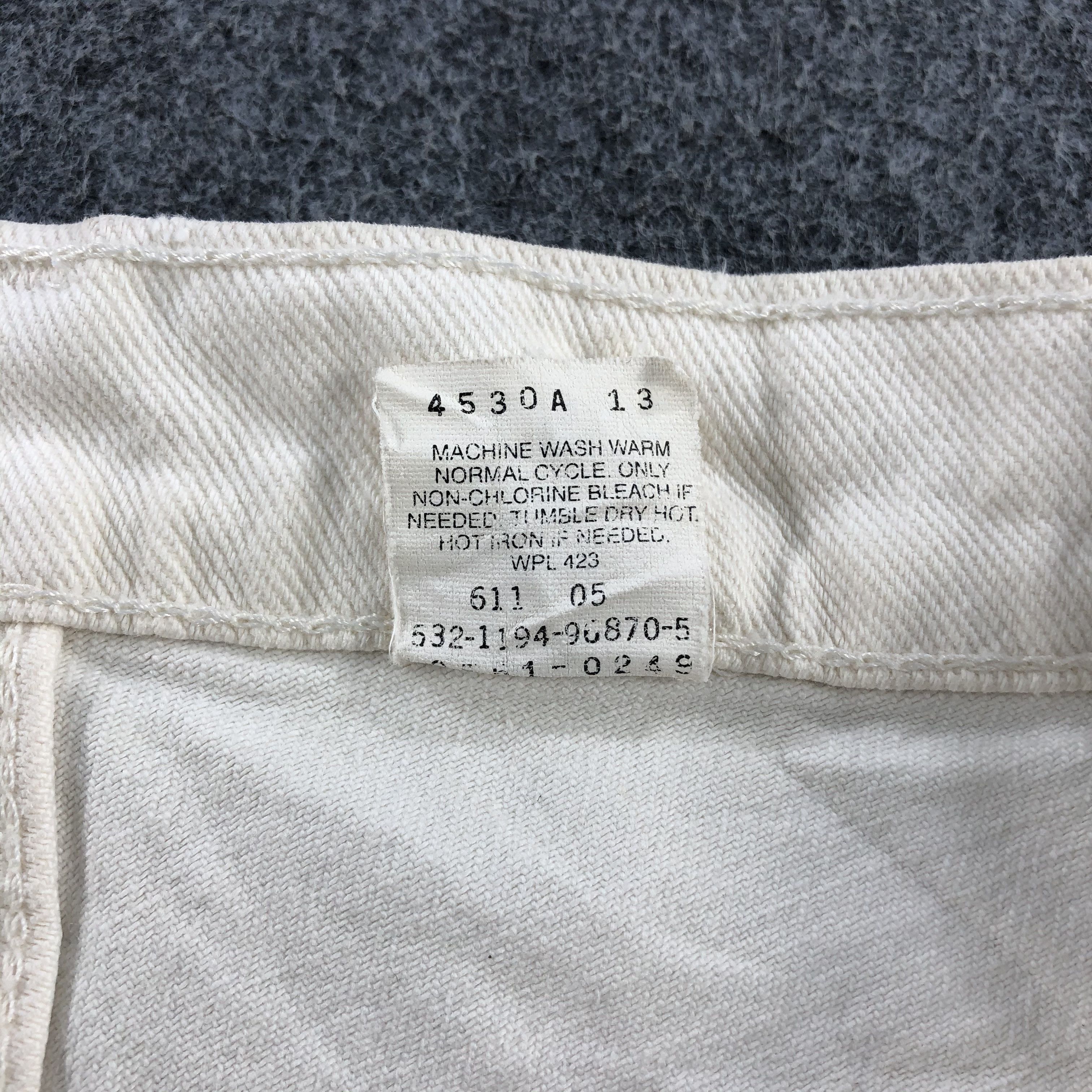 Levi's W25 Vintage 90s Levis 551 Jeans Relaxed-J1115 Size US 26 / EU 42 - 9 Thumbnail