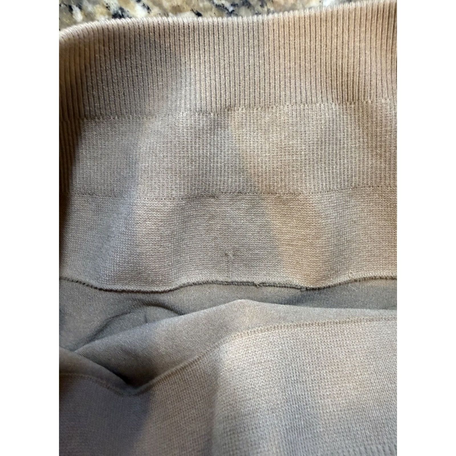 Vintage Aurola Women’s Leggings Scrunch Seamless Gym Work Out Tan S Small Brown Activewear Yoga Gym & Training Breed? Size 28" / US 6 / IT 42 - 3 Thumbnail
