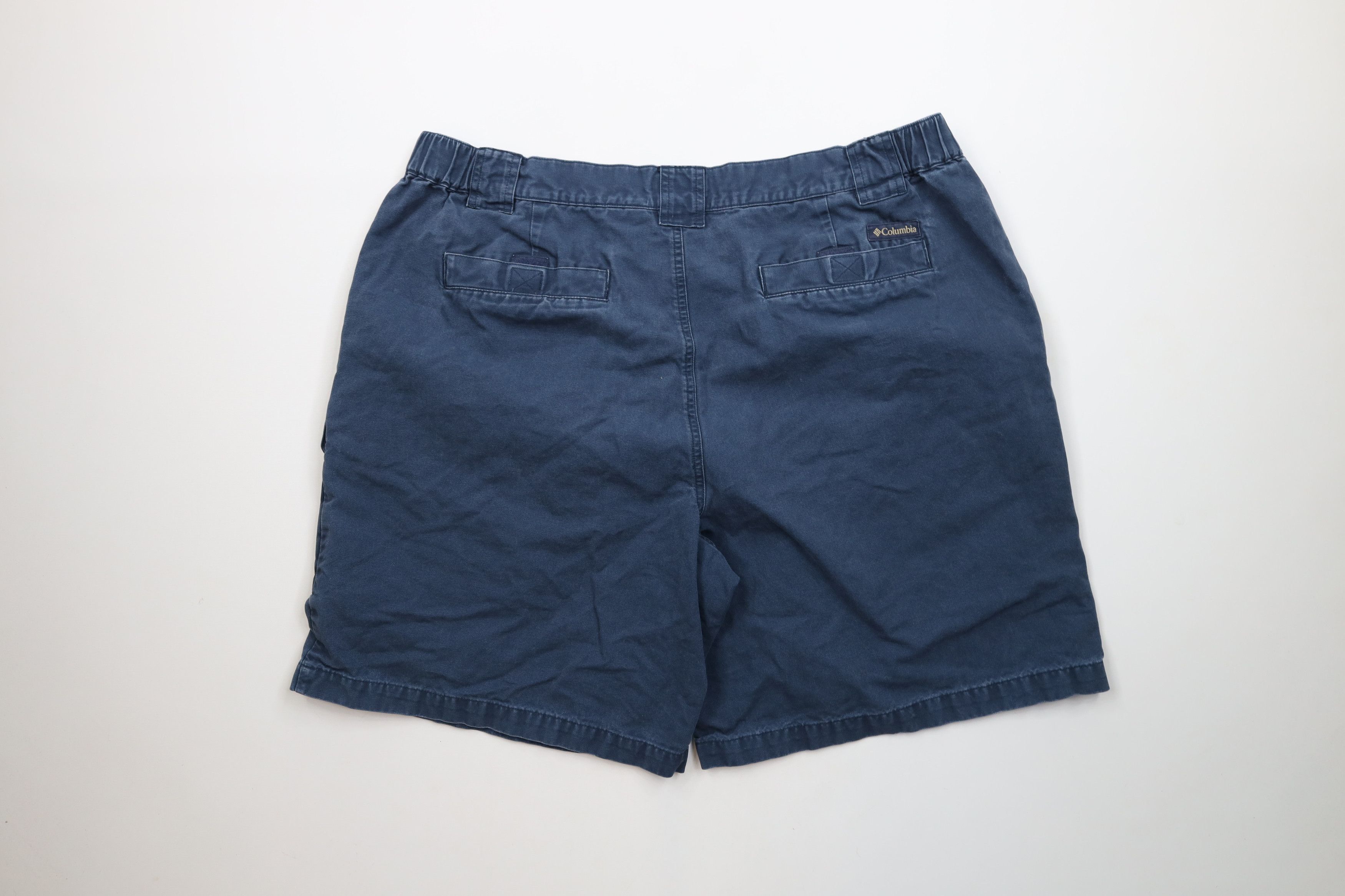 Columbia × Vintage Vintage Y2K Columbia Above Knee Canvas Cargo Shorts Cotton Size US 36 / EU 52 - 8 Thumbnail