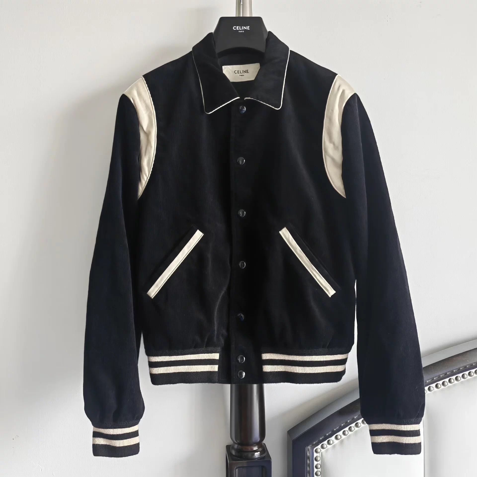 Celine Celine 20ss Hedi Slimane Corduroy Baseball Jkt Black Button Size US S / EU 44-46 / 1 - 1 Thumbnail