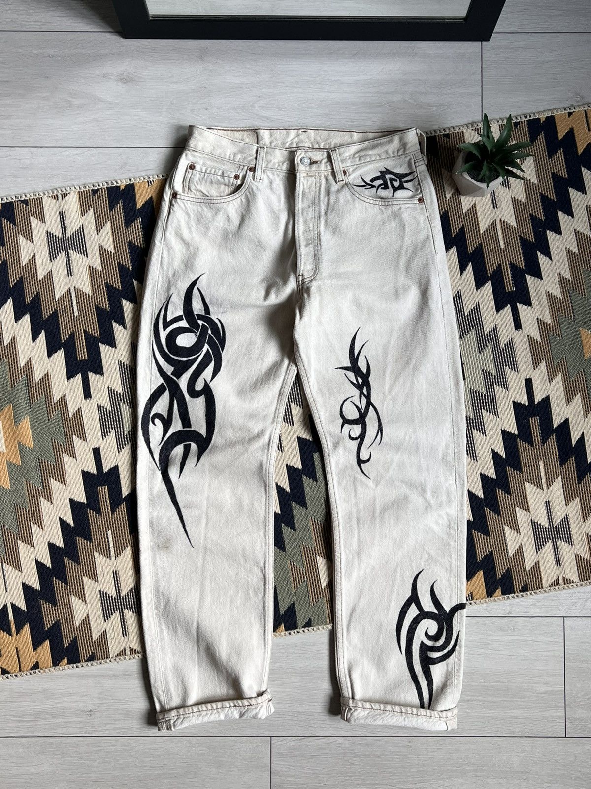 Levi's Vintage U.S.A Levi’s Custom Handmade Tribal Jeans Size US 32 / EU 48 - 2 Thumbnail