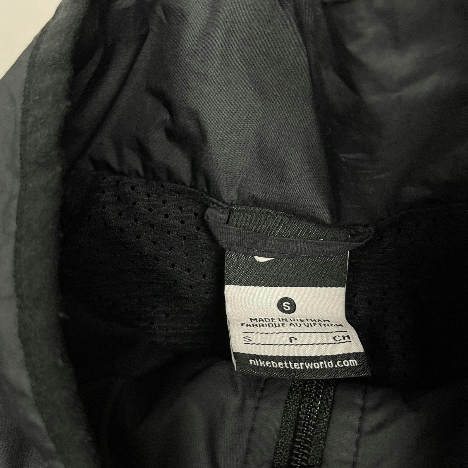 Nike × Vintage Nike Women's Black Long Sleeve Full Zip Windbreaker Jacket S Size S / US 4 / IT 40 - 9 Thumbnail