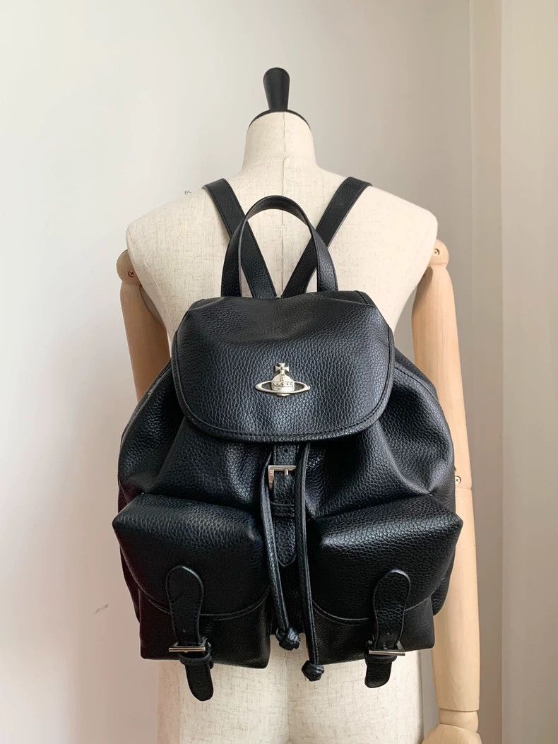 Vivienne Westwood Vivienne Westwood size os A backpack with a