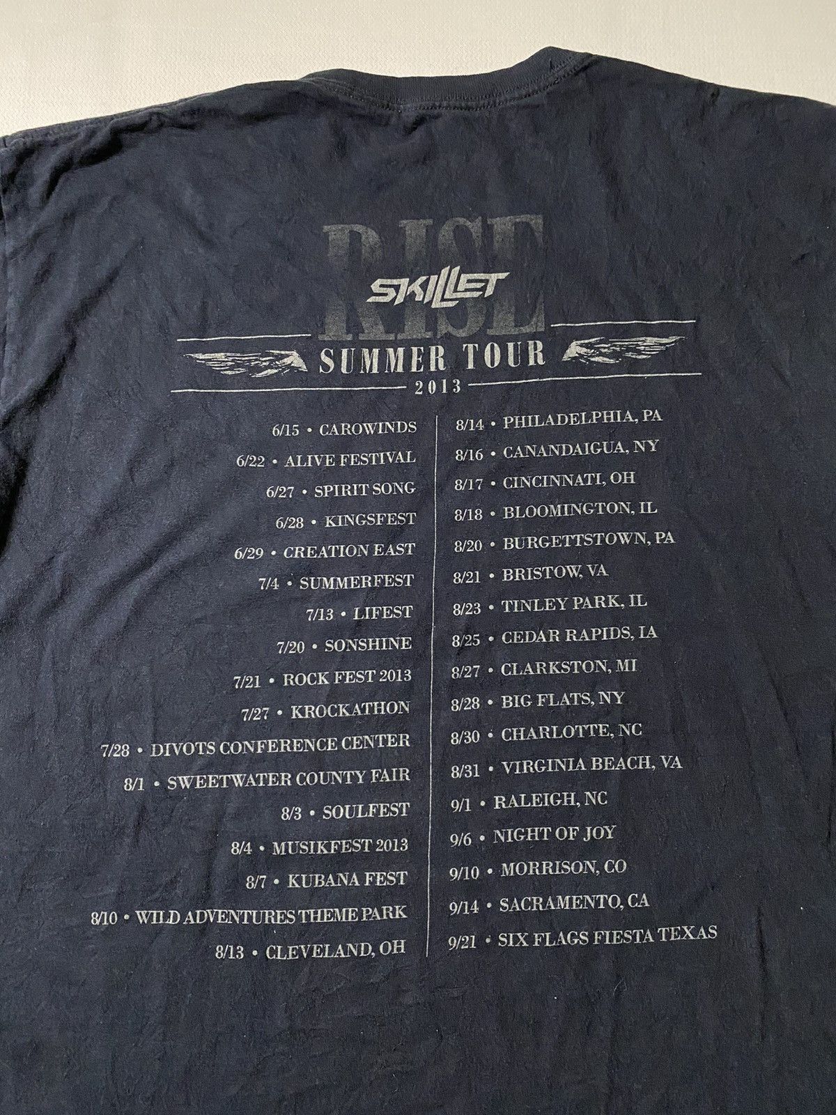 Band Tees Skillet “Rise” Summer Tour 2013 Size US XL / EU 56 / 4 - 4 Thumbnail