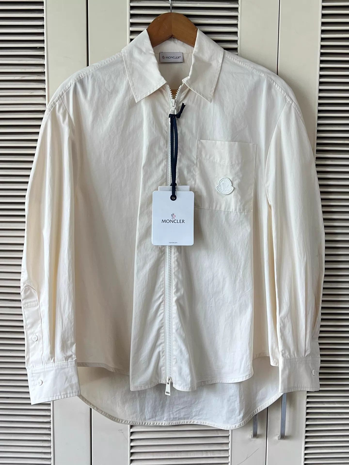 Moncler Moncler Women's Ivory 38 Long Sleeve Shirt Relaxed Zipper Size S / US 4 / IT 40 - 1 Thumbnail
