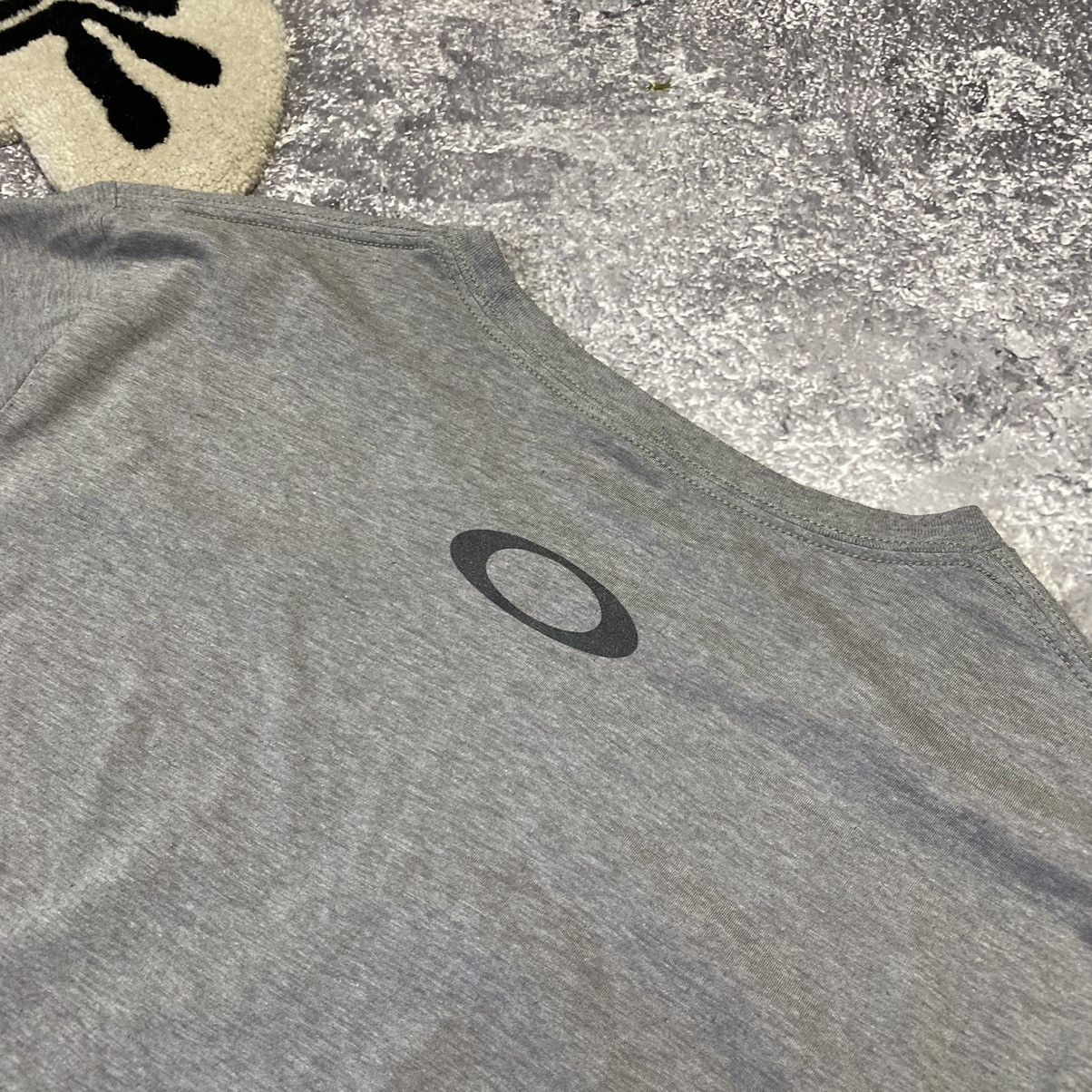 Oakley Vintage Oakley Softwear Outdoor American flag logo tee Size US L / EU 52-54 / 3 - 4 Thumbnail