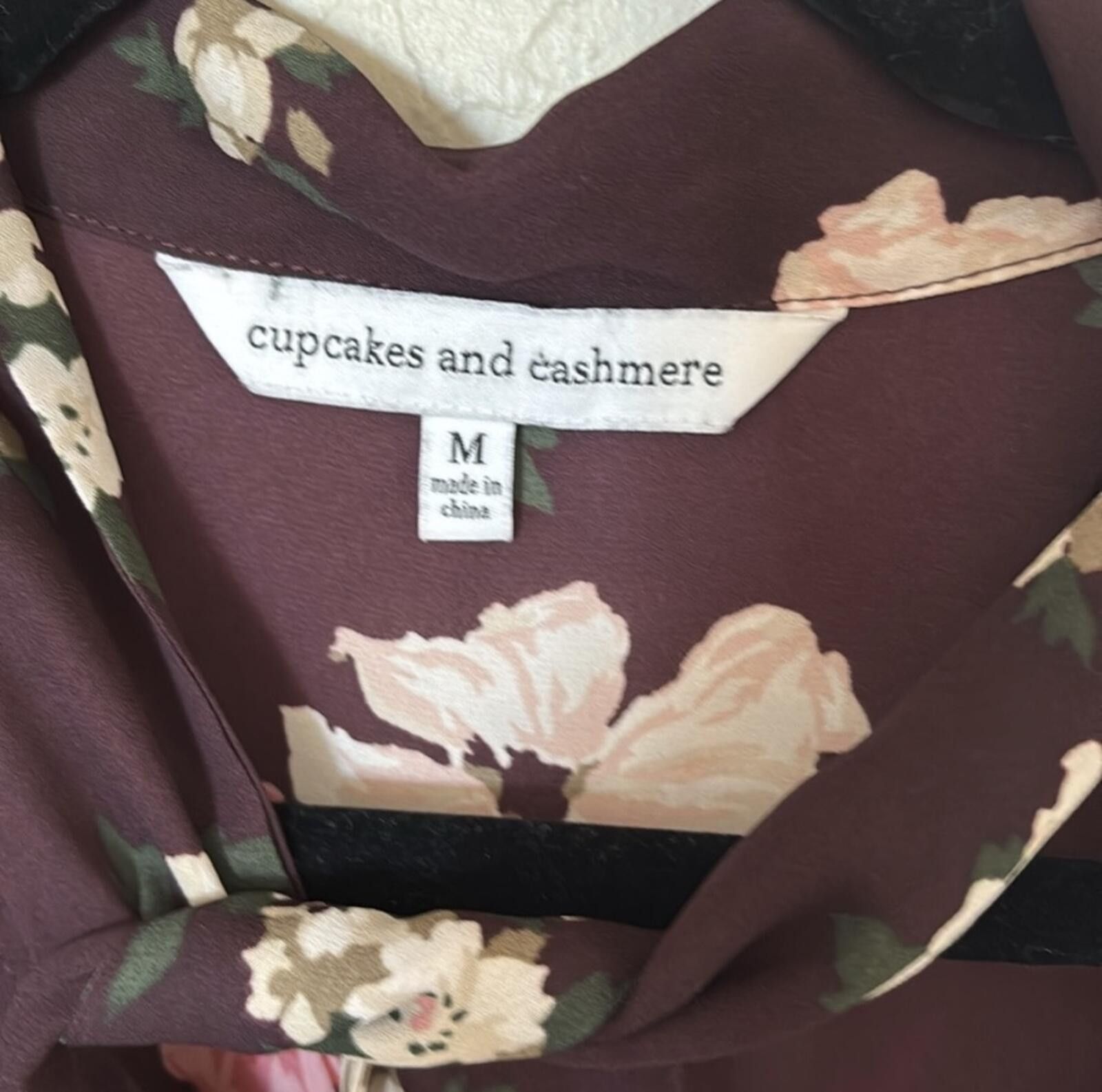 Other Cupcakes and Cashmere blouse Size M / US 6-8 / IT 42-44 - 2 Thumbnail