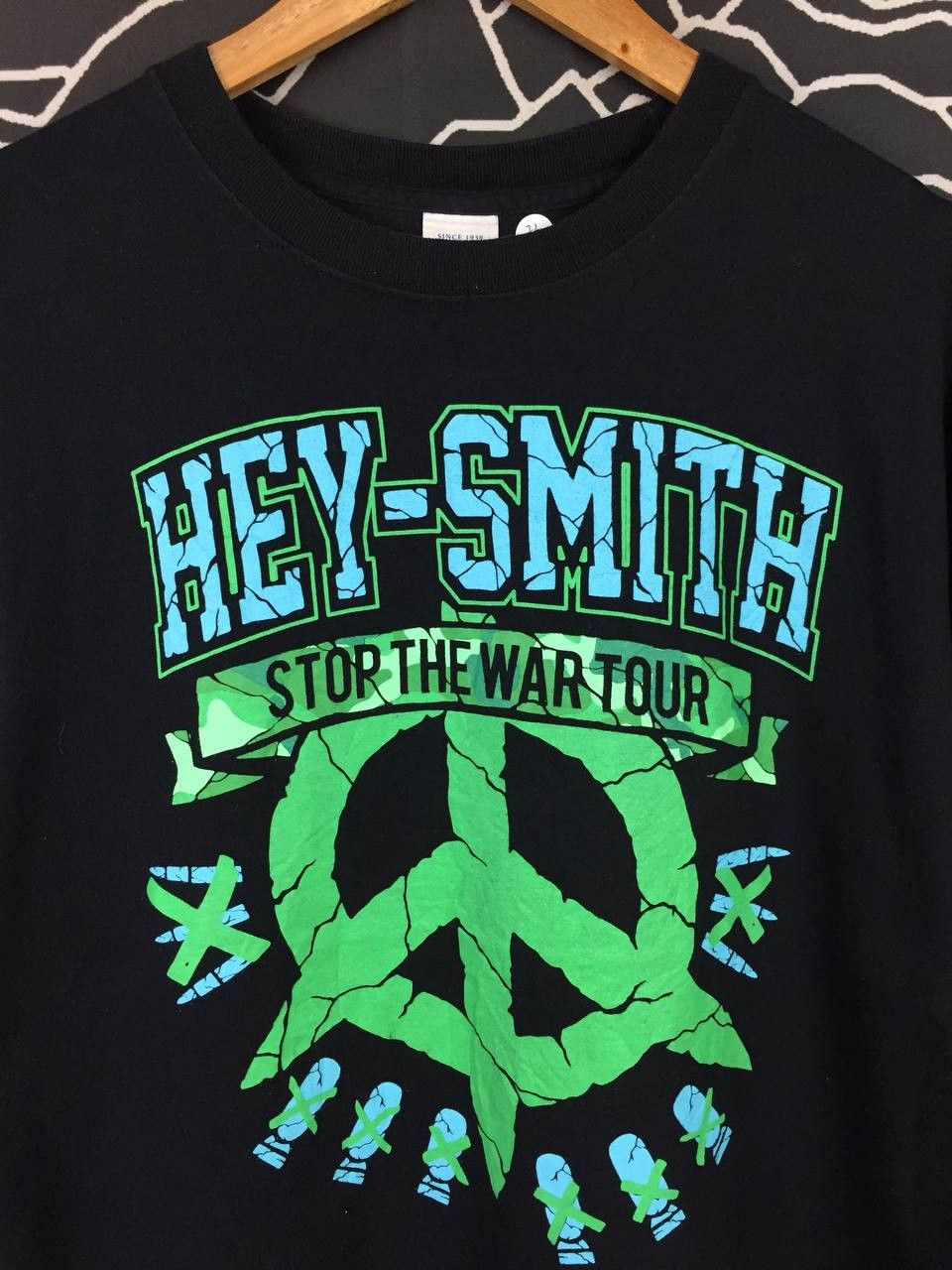 Band Tees HEY-SMITH Japanese Melodic Punk Band Stop The War Tour Tee Size US L / EU 52-54 / 3 - 3 Thumbnail