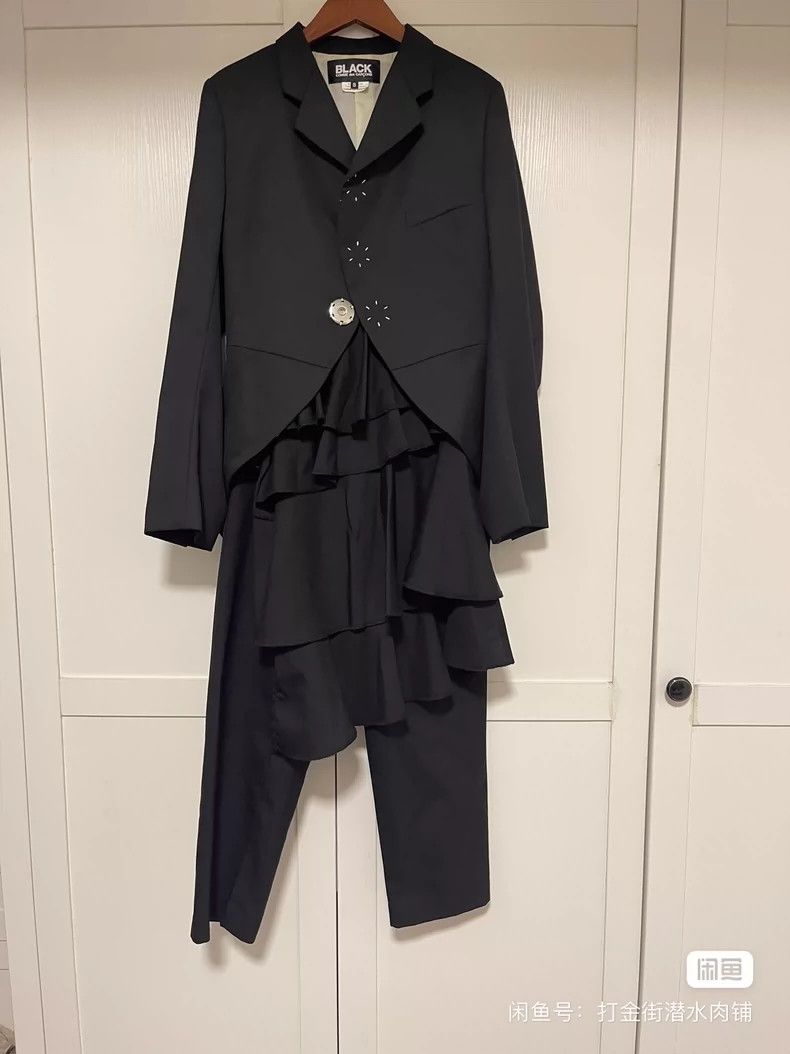 Comme des Garcons Comme Des Garcons Tailcoat suit jacket 2502-Nextarrow Size S / US 4 / IT 40 - 1 Thumbnail