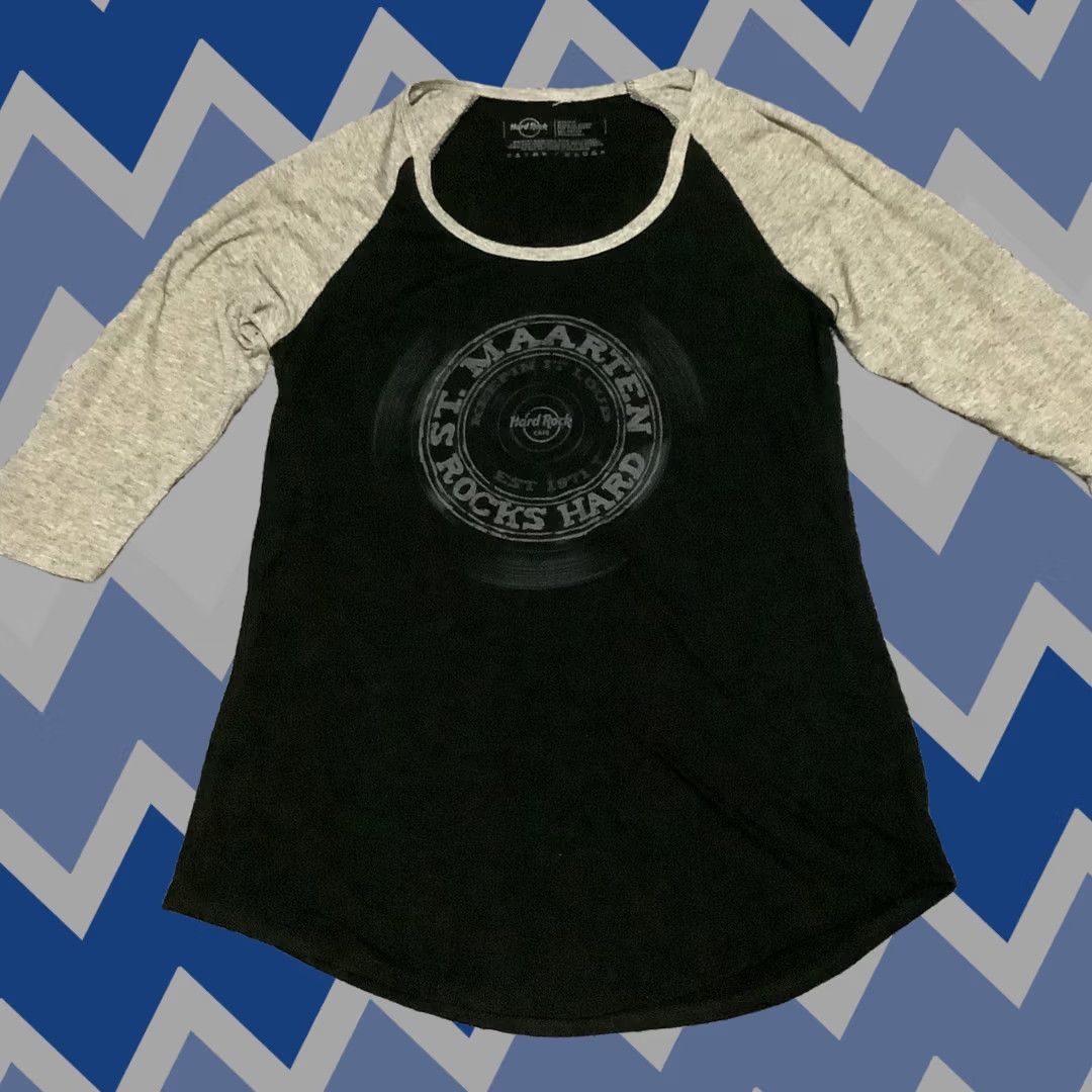 Hard Rock Cafe VINTAGE Hard Rock Cafe T-Shirt Baseball Sleeve Shirt Black Womens M Short Sleeve Crew Neck Logo Graphic Tee London 100% Cotton NA Size M / US 6-8 / IT 42-44 - 1 Thumbnail