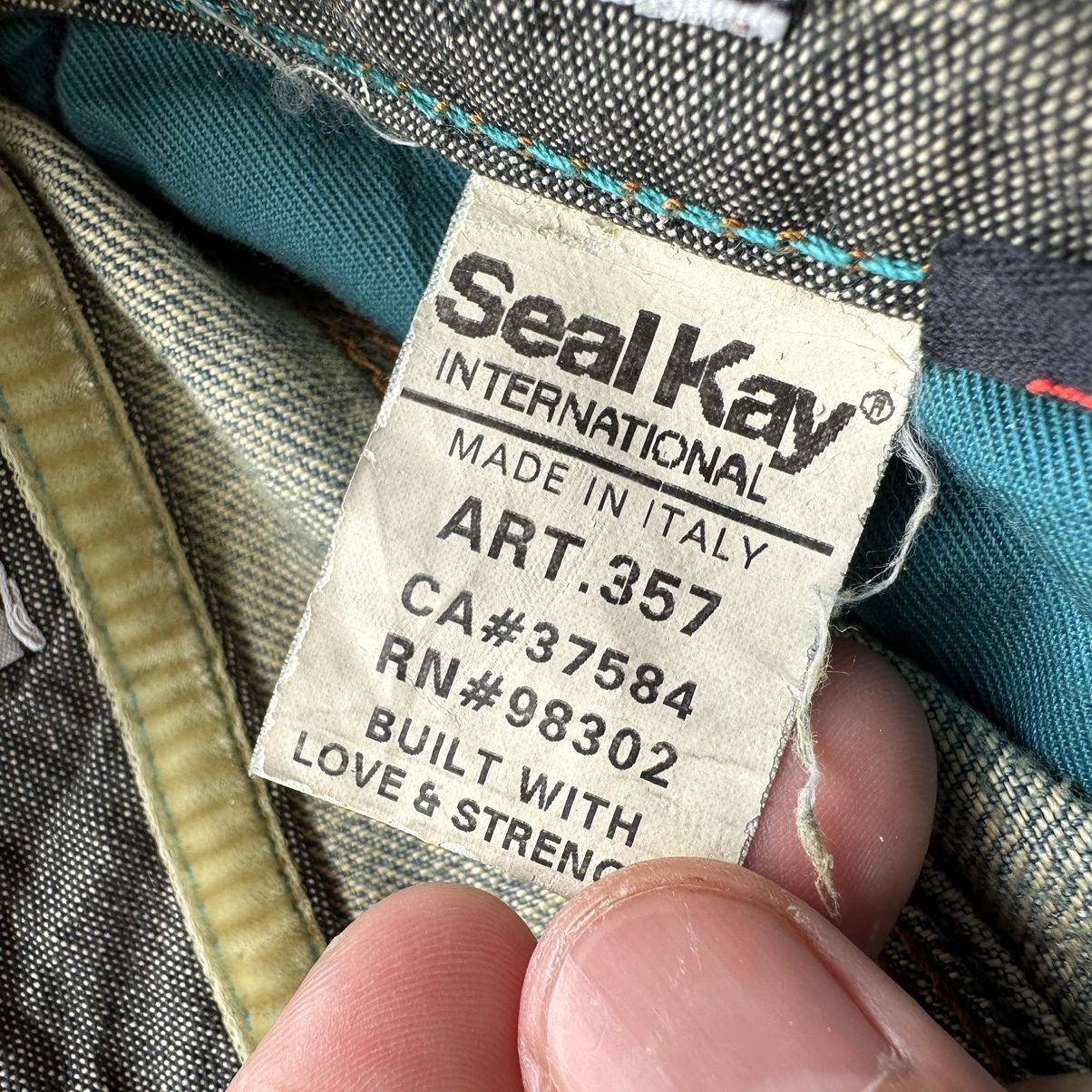Japanese Brand Vintage Japanese Raw Distressed Faded Denim Jean Size 32 Size US 31 - 7 Thumbnail