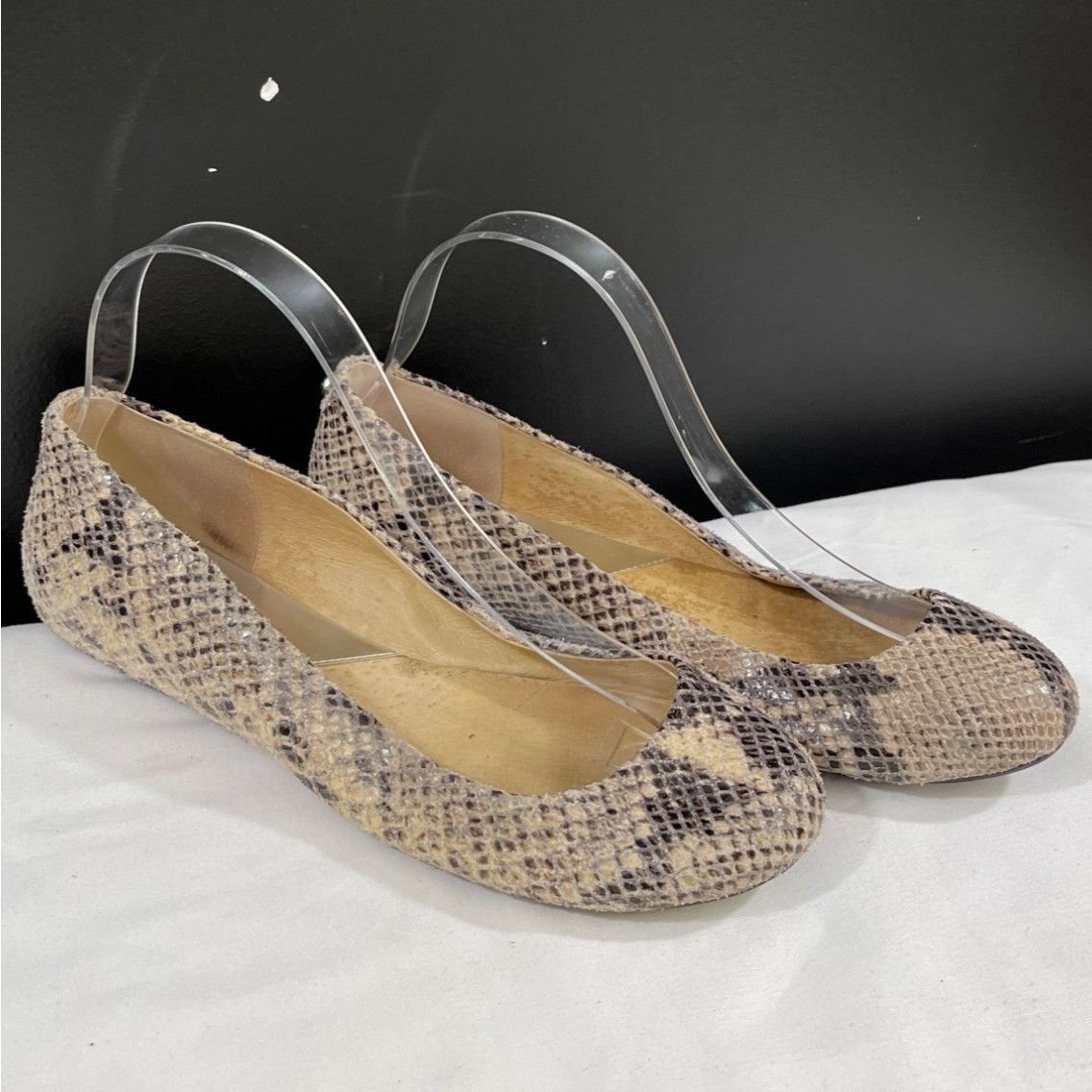 Michael Kors Michael Michael Kors Women's Beige Snake Print Shoes/Flats S Size US 7.5 / IT 37.5 - 1 Thumbnail