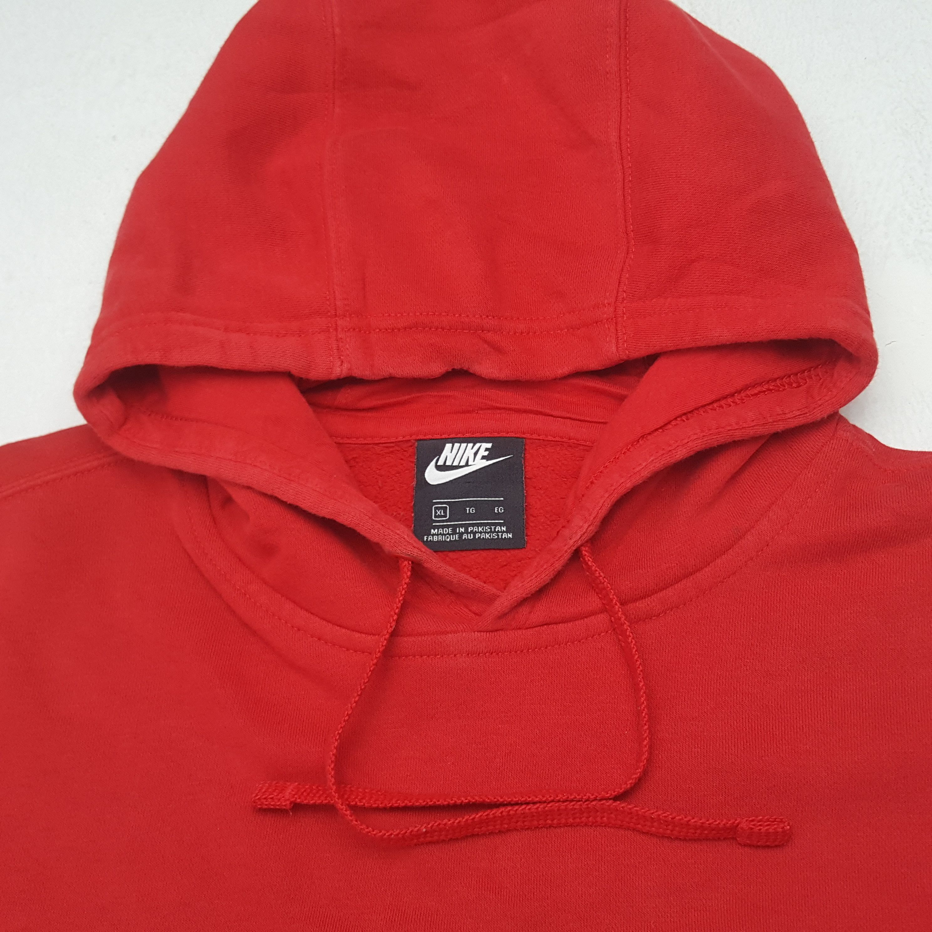 Designer × Nike Vintage Nike Embroidery Small Swoosh Sweatshirt Hoodies Size US L / EU 52-54 / 3 - 4 Thumbnail