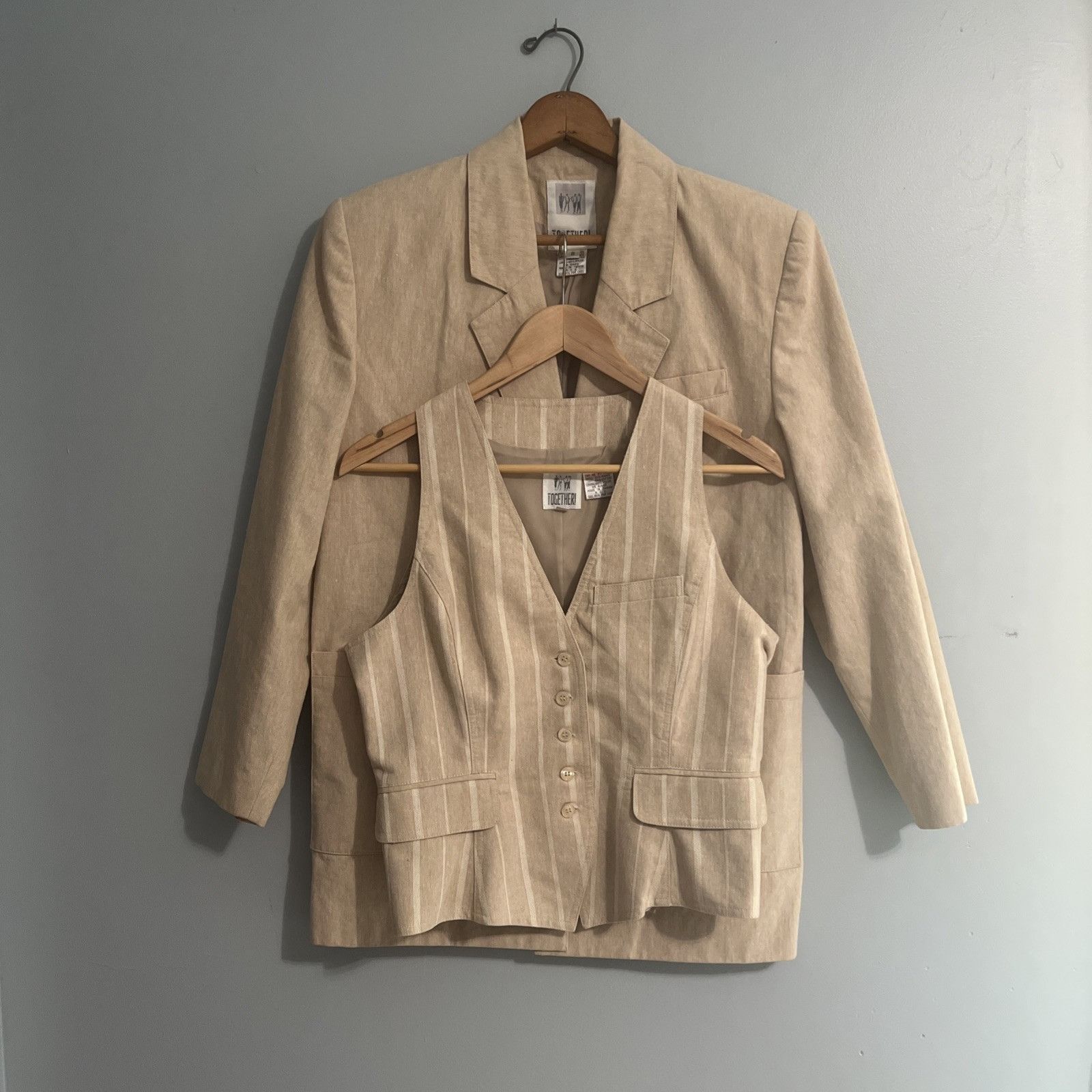 By Together Vintage TOGETHER S8 blazer And S6 Vest. Exc. Cond. Ramie/co Size M / US 6-8 / IT 42-44 - 1 Thumbnail