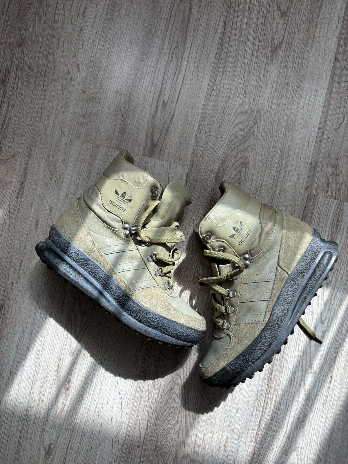 Adidas Vintage 80s Adidas Alaska Trekking Boots Made in Yugoslavia Size US 7 / EU 40 - 3 Thumbnail