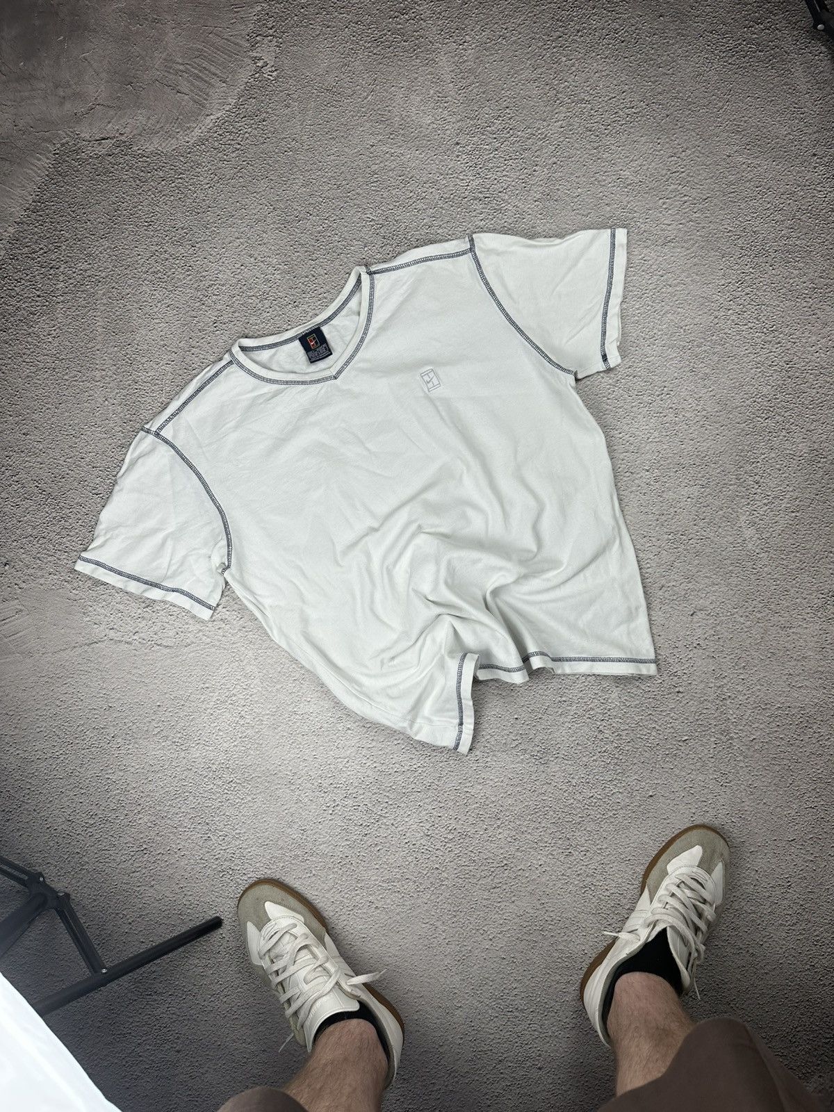 Nike Vintage Nike Court T-Shirt Logo Y2K Sportwear SK8 Size L / US 10 / IT 46 - 1 Thumbnail