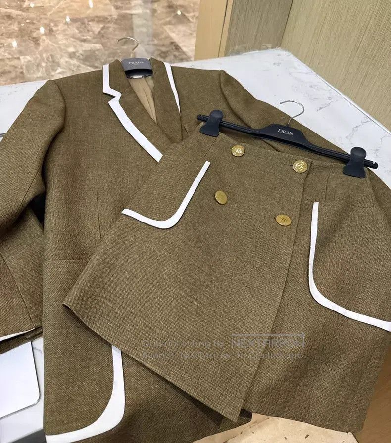 Fendi Fendi Khaki notch lapel blazer + half skirt Size XS / US 0-2 / IT 36-38 - 3 Thumbnail