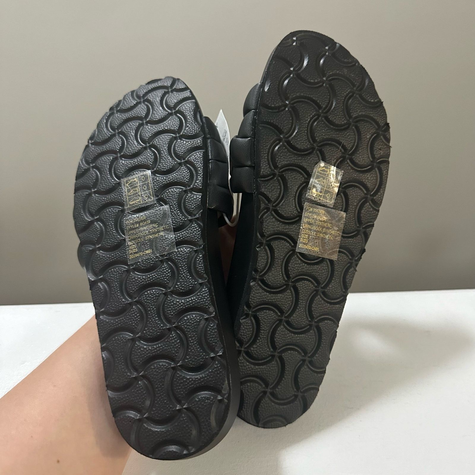 J.Crew J. Crew Crisscross Black Slide Sandals Women’s 7 NWT Size US 7 / IT 37 - 6 Thumbnail