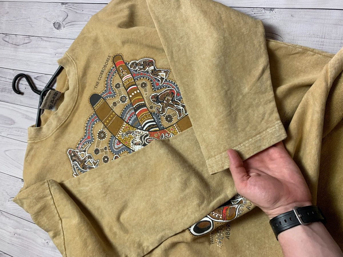 Vintage Danny Eastwood vintage aboriginal Australian art sweatshirt Size US S / EU 44-46 / 1 - 6 Thumbnail