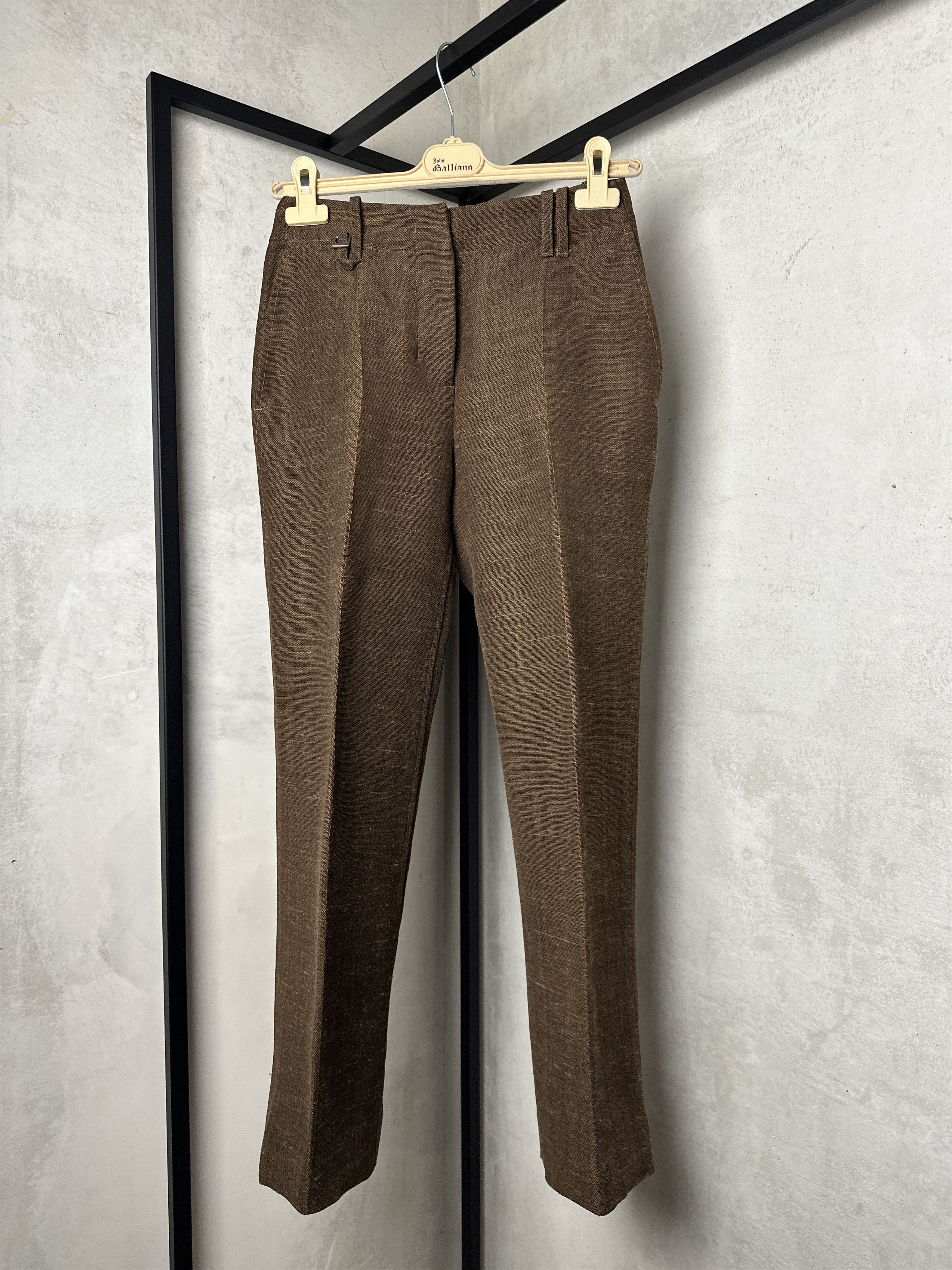 Jacquemus La Raphia Ss23 3/4 Pants in Brown, Women's (Size 25) — image 2 of 6