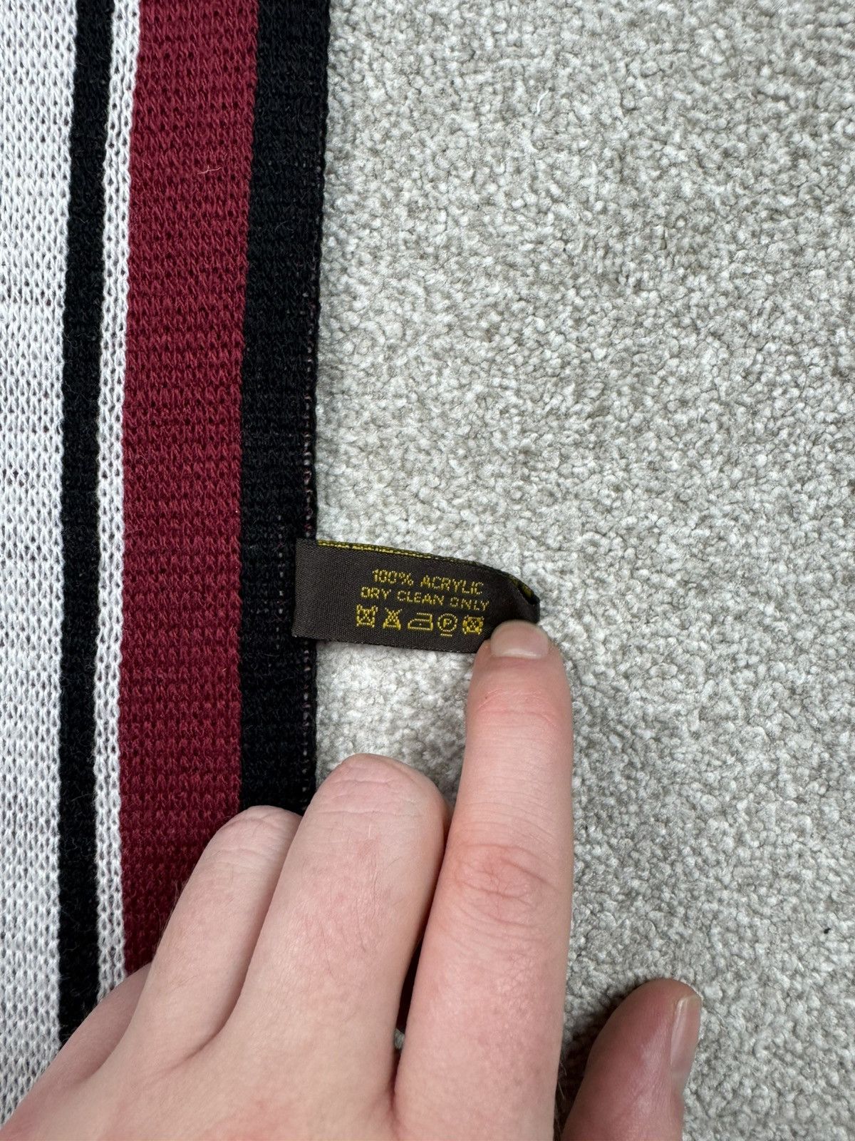 Louis Vuitton Louis Vuitton Scarf Size ONE SIZE - 4 Thumbnail