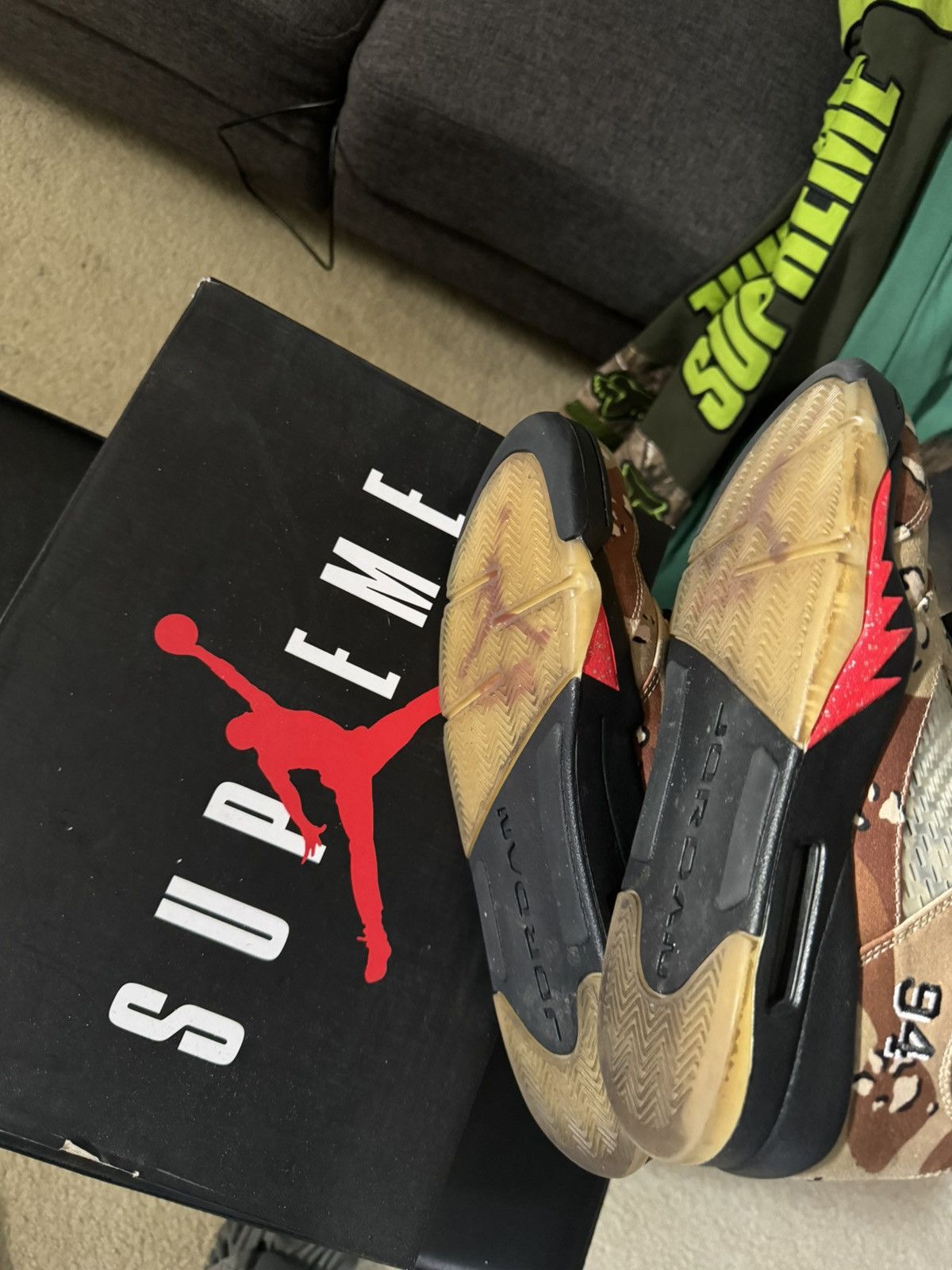Jordan Brand × Supreme Supreme Jordan 5 Size US 11 / EU 44 - 5 Thumbnail
