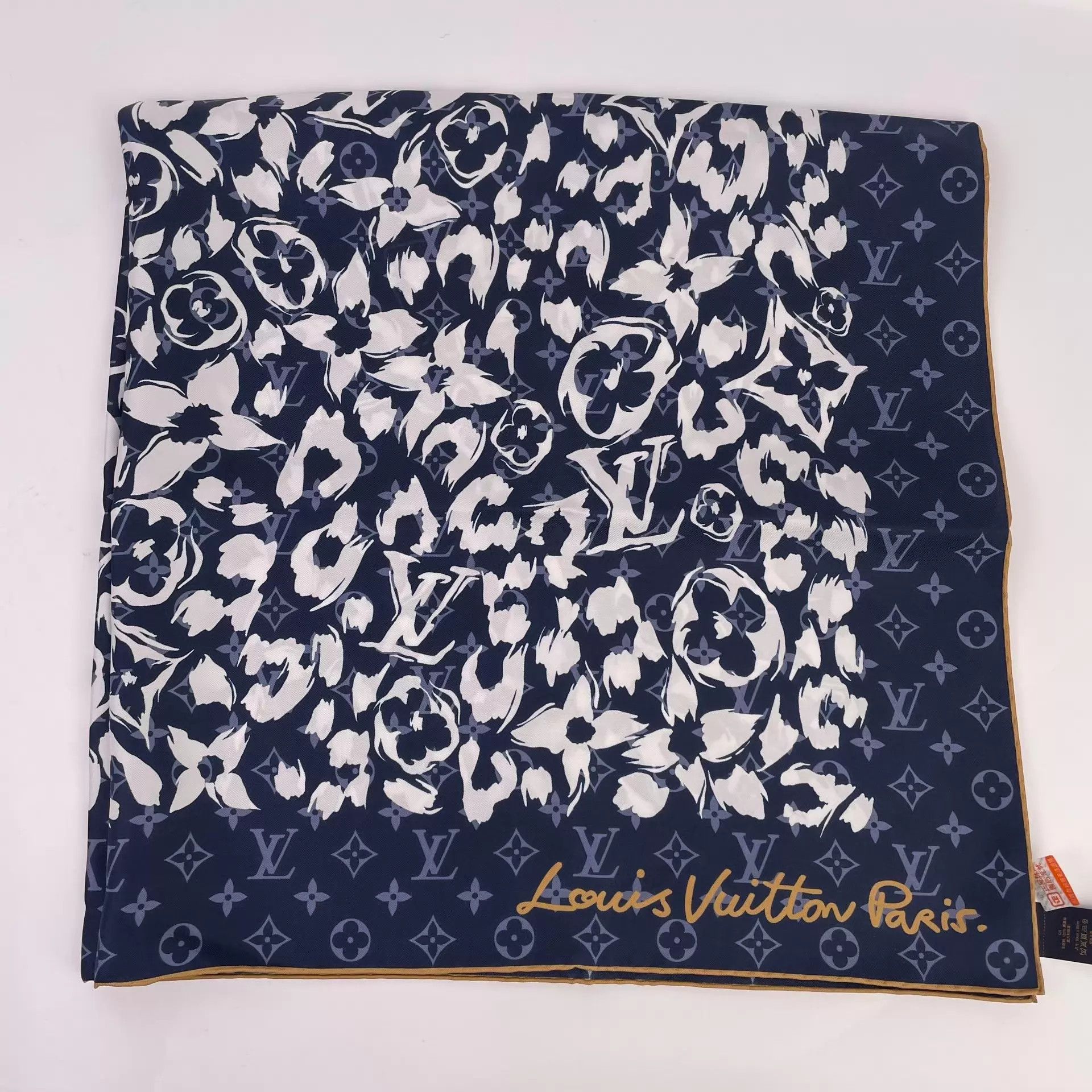 Louis Vuitton LV Monogram Blue 90x90 Scarf New Size ONE SIZE - 6 Thumbnail