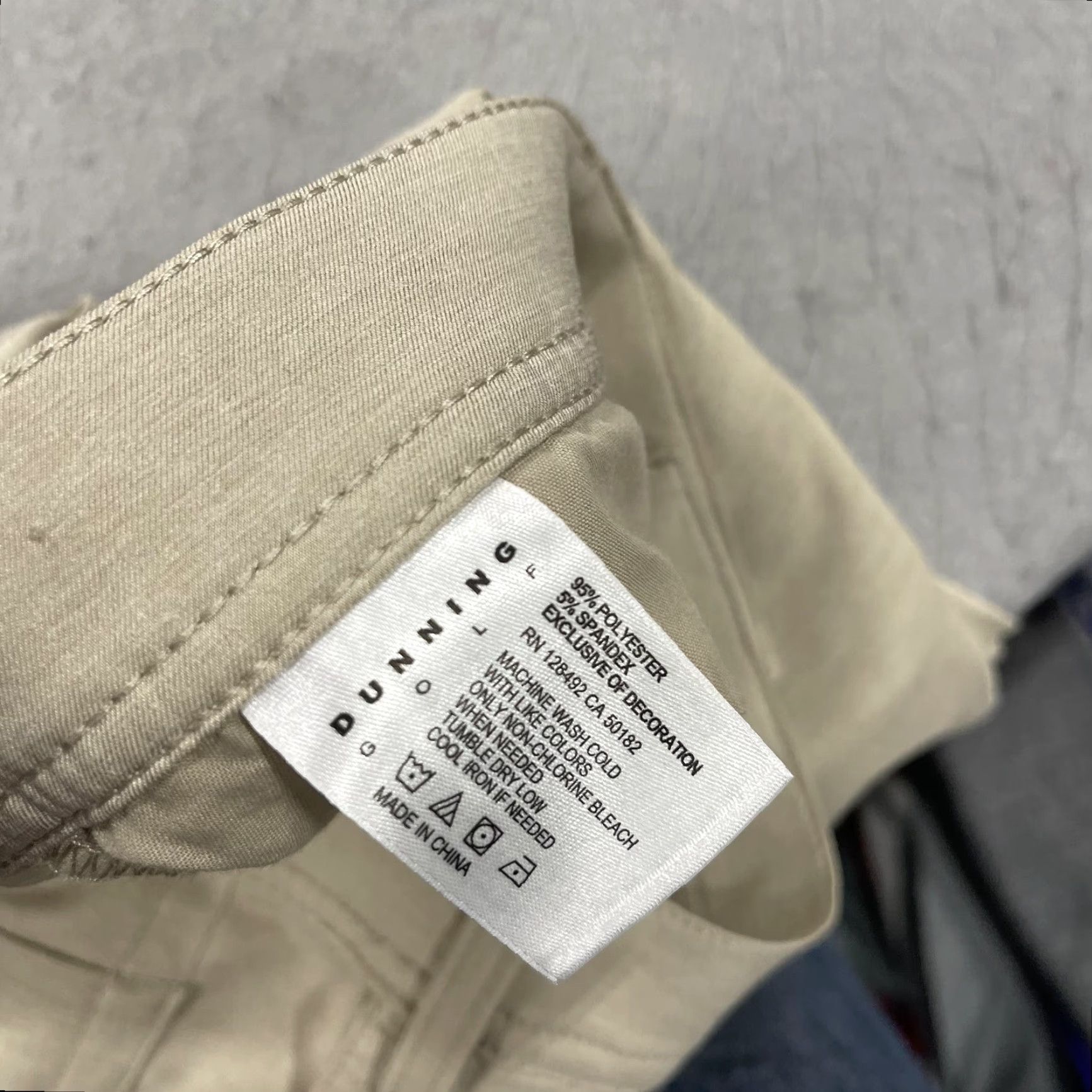 Vintage Dunning Golf Pants Mens 40x25 Beige Stretch Knit Khakis Casual Straight Leg Pockets Zip Fly 40/30 Regular Modern Performance Bottoms Size US 40 / EU 56 - 6 Thumbnail