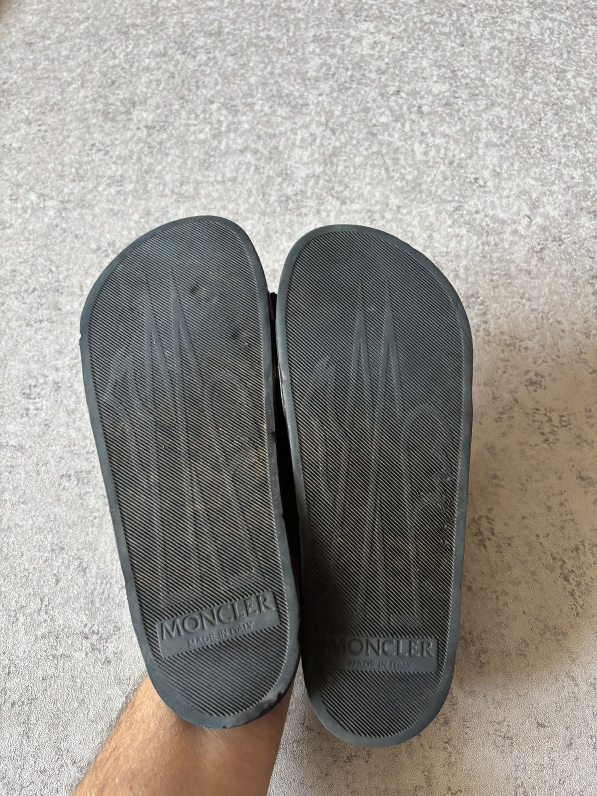 Designer × Moncler MONCLER SLIDES Size US 8 / EU 41 - 4 Thumbnail