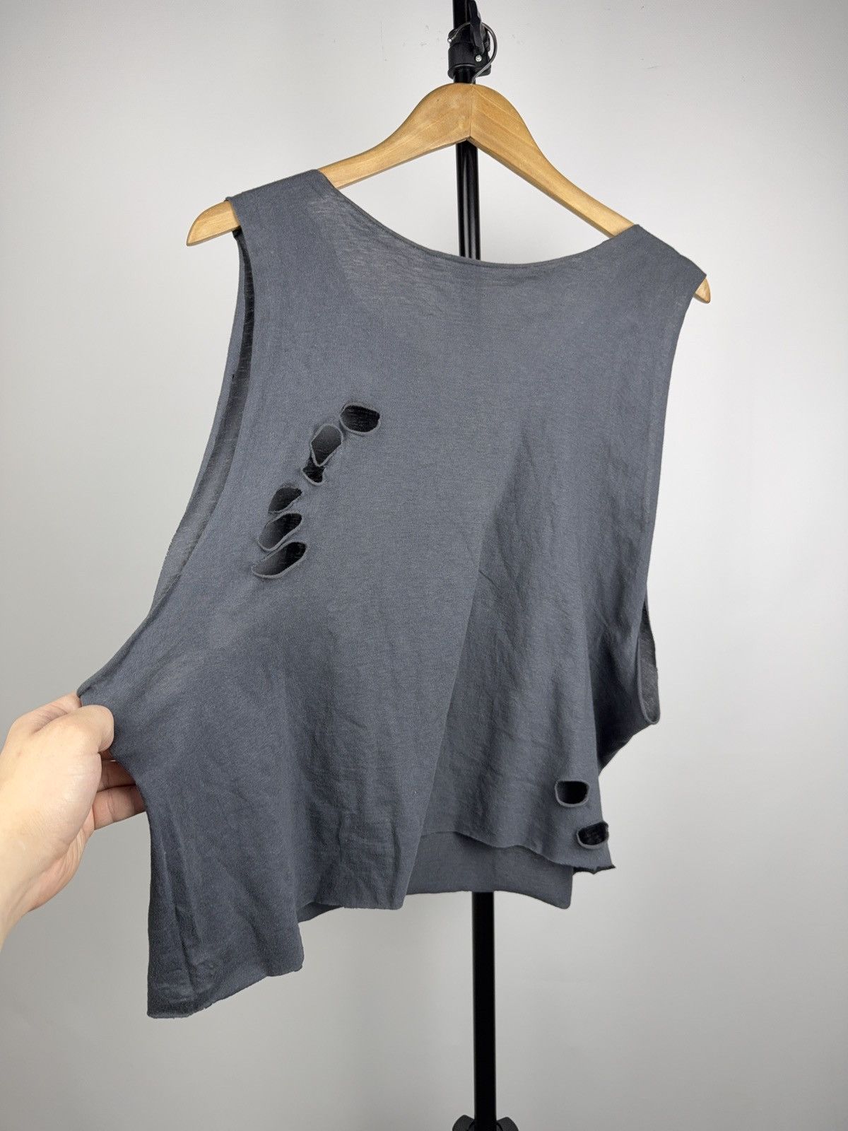 Vintage USA Protest Punk Distressed Faded Cropped Tank top Size US S / EU 44-46 / 1 - 12 Thumbnail