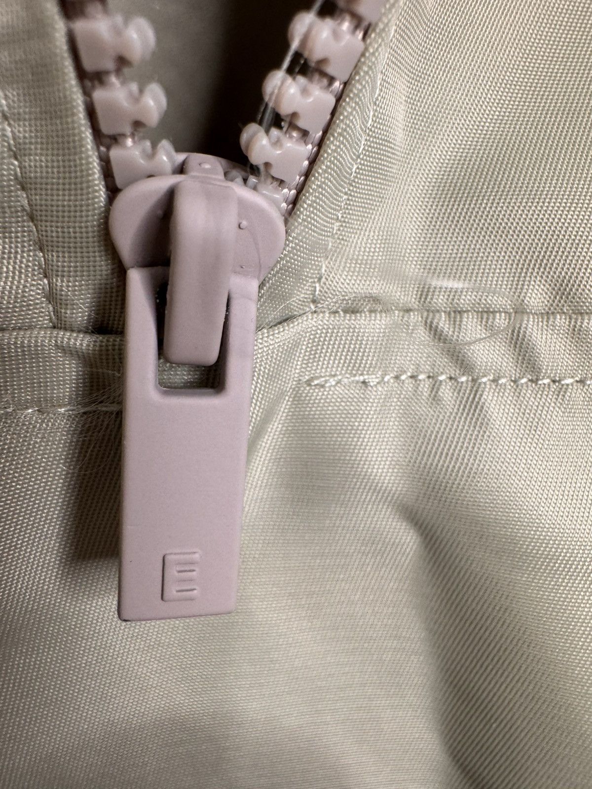 Fear of God Fear of God ESSENTIALS Nylon 1/4 Zip Size US XL / EU 56 / 4 - 8 Thumbnail