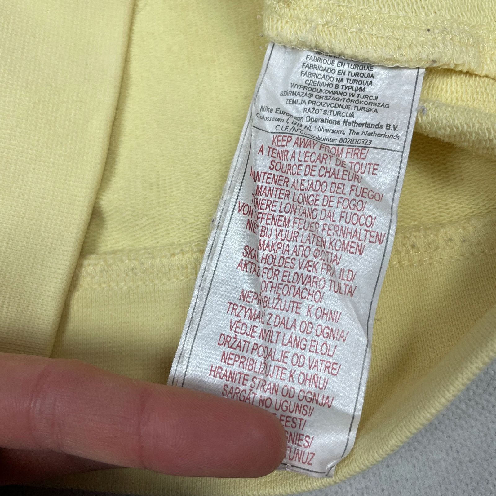 Nike × Vintage Nike Women Yellow Spellout Long Sleeve Full Zip Hoodie Small Size S / US 4 / IT 40 - 10 Thumbnail