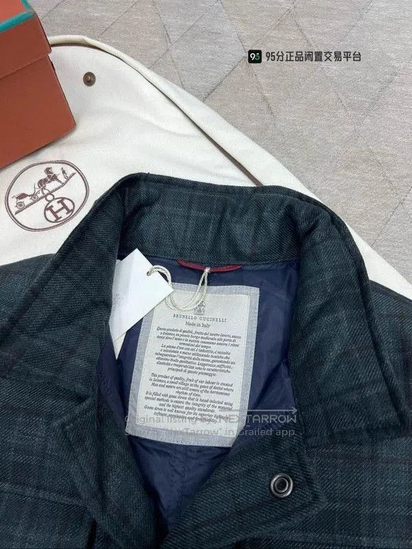Brunello Cucinelli Brunello Cucinelli Wool Plaid Down Vest Unisex. Size US M / EU 48-50 / 2 - 3 Thumbnail