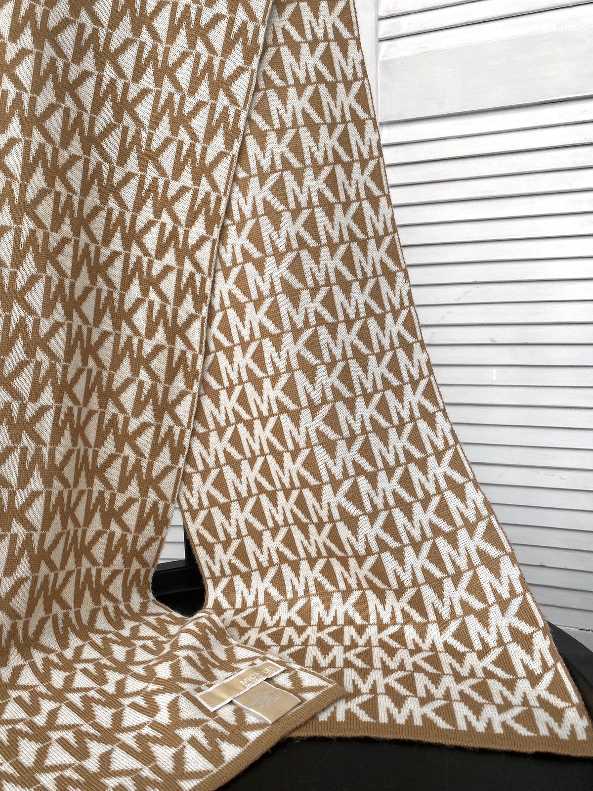 Designer × Michael Kors Michael Kors Wool Monogram MK Scarf Size ONE SIZE - 11 Thumbnail