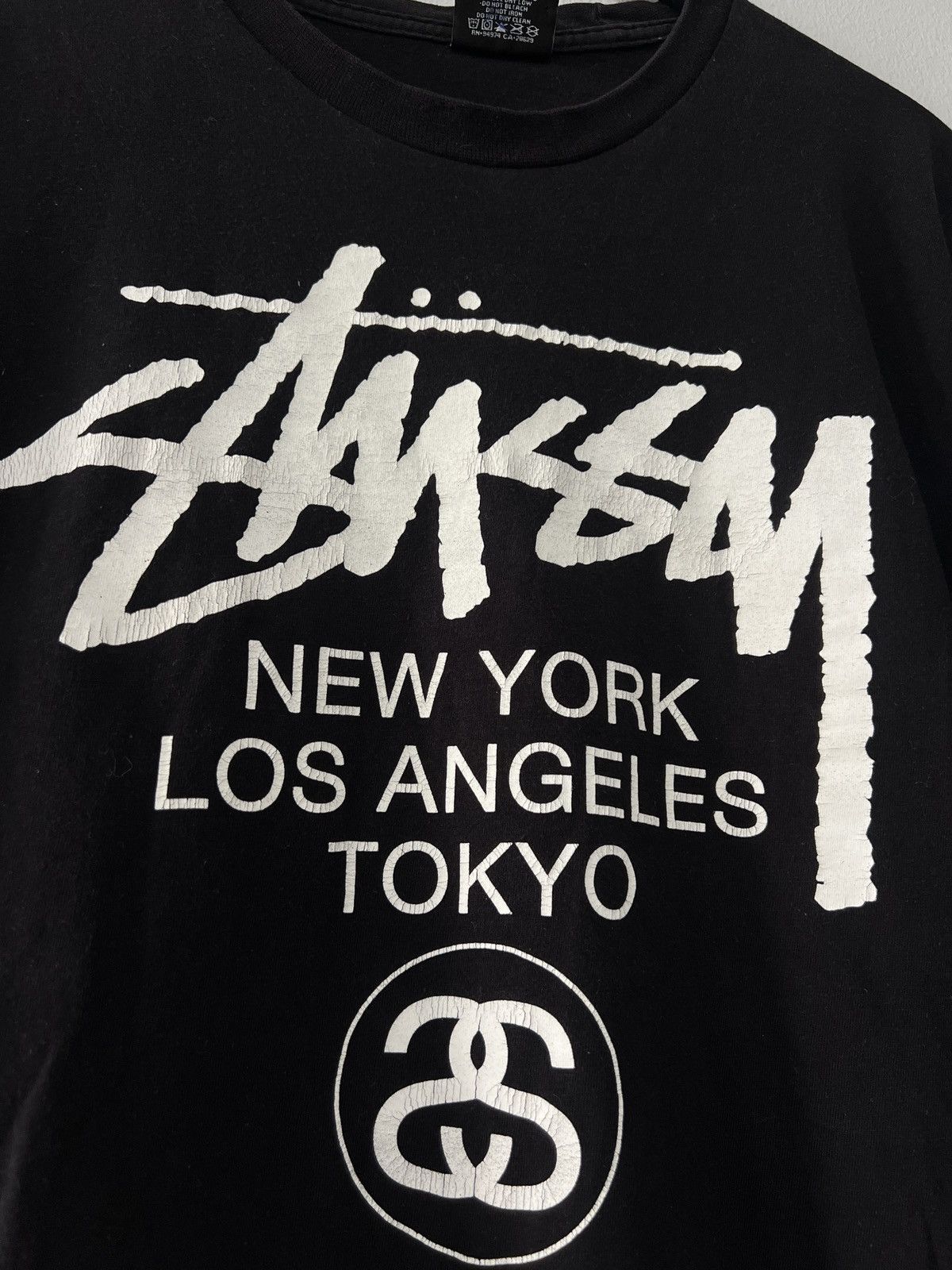 Stussy Stussy longsleeve world tour vintage longsleeve Size US M / EU 48-50 / 2 - 3 Thumbnail