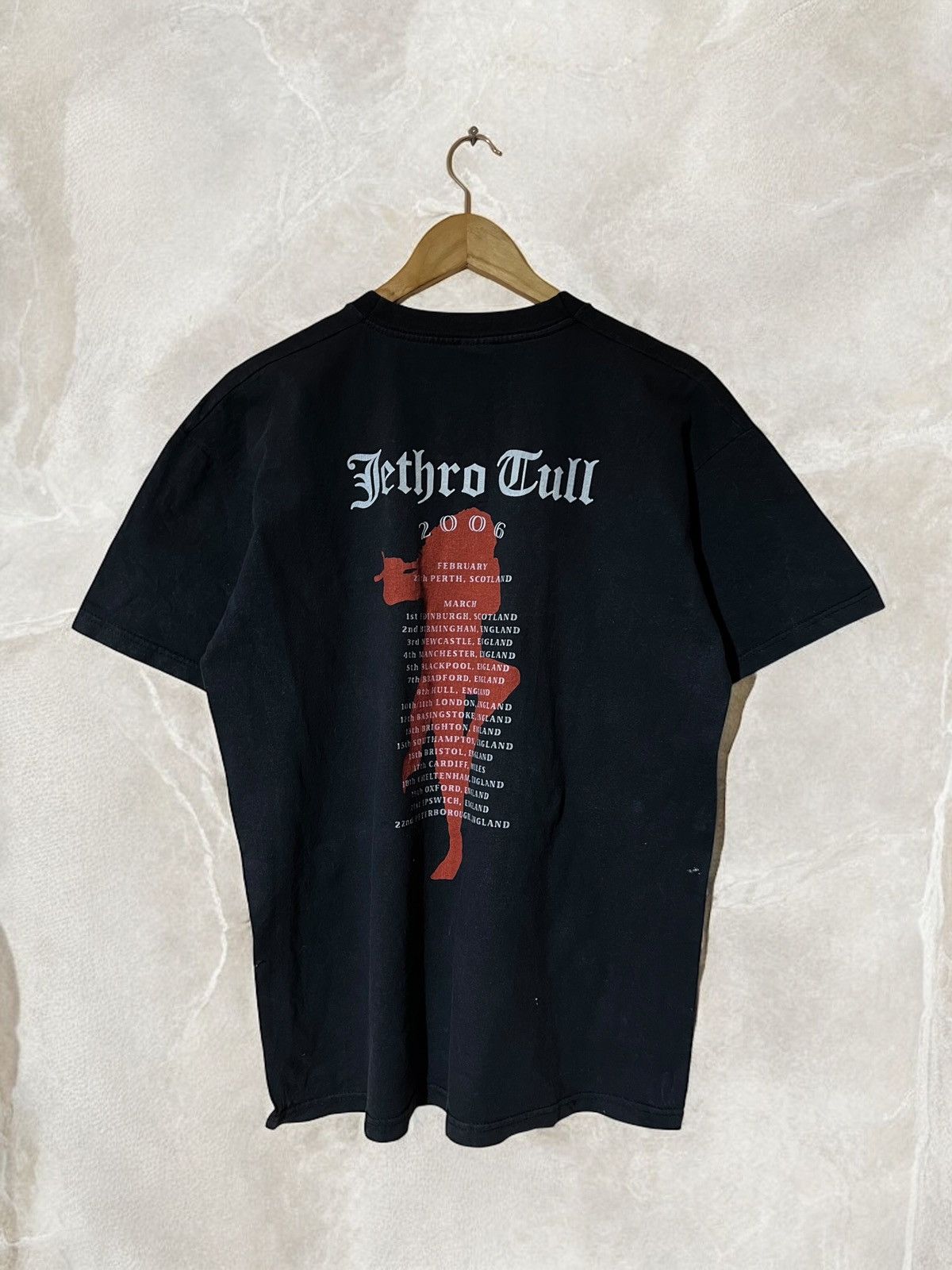 Band Tees × Vintage Vintage Jethro Tull 2006 TOURNAMENT Band tee T shirt y2k Size US L / EU 52-54 / 3 - 2 Thumbnail