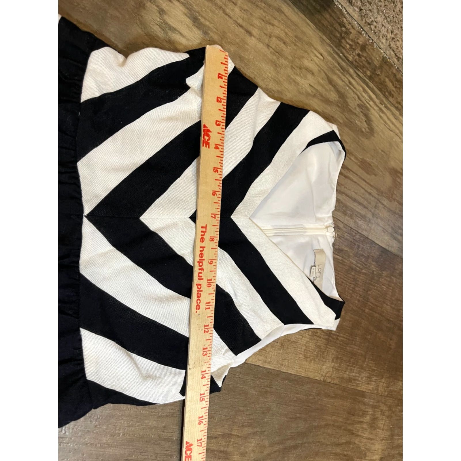 Loft LOFT Ann Taylor Dress Womens Size 4p Petite Knee Length Sleeveless Black & White Striped Shift Dress P Petite Womens Size S / US 4 / IT 40 - 3 Thumbnail
