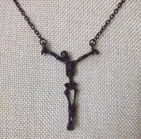 Jewelry Gothic Anatomical Skull Pendant Necklace Size ONE SIZE - 4 Thumbnail