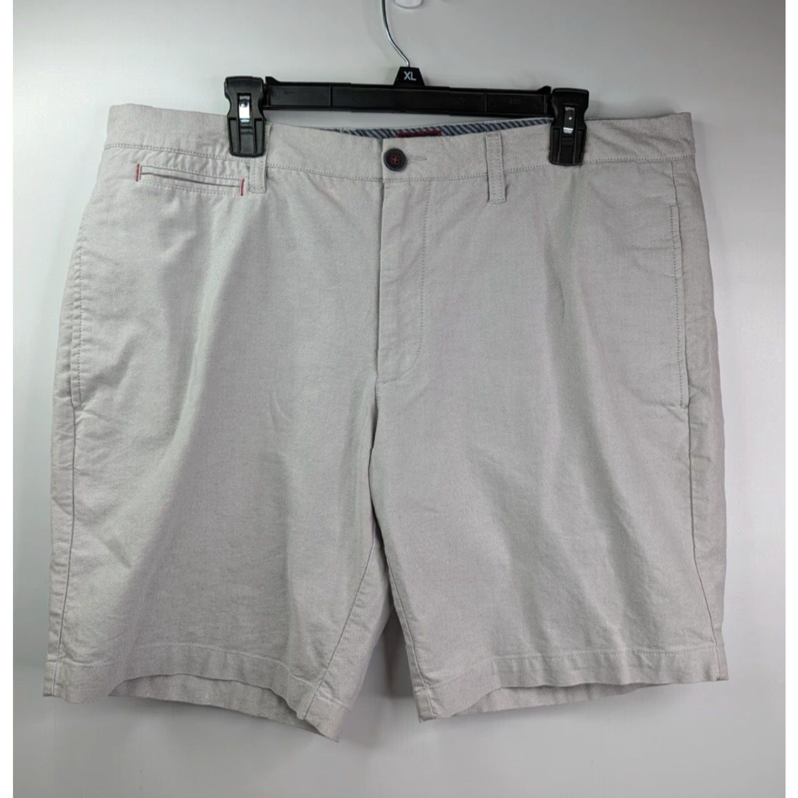 UNTUCKit UNTUCKit Chino Shorts Gray Mens 38 Casual Golf 5 Pocket Regular Rise Mid Inseam 9 in Adult 5-Pocket Filled Logo Size US 38 / EU 54 - 2 Thumbnail