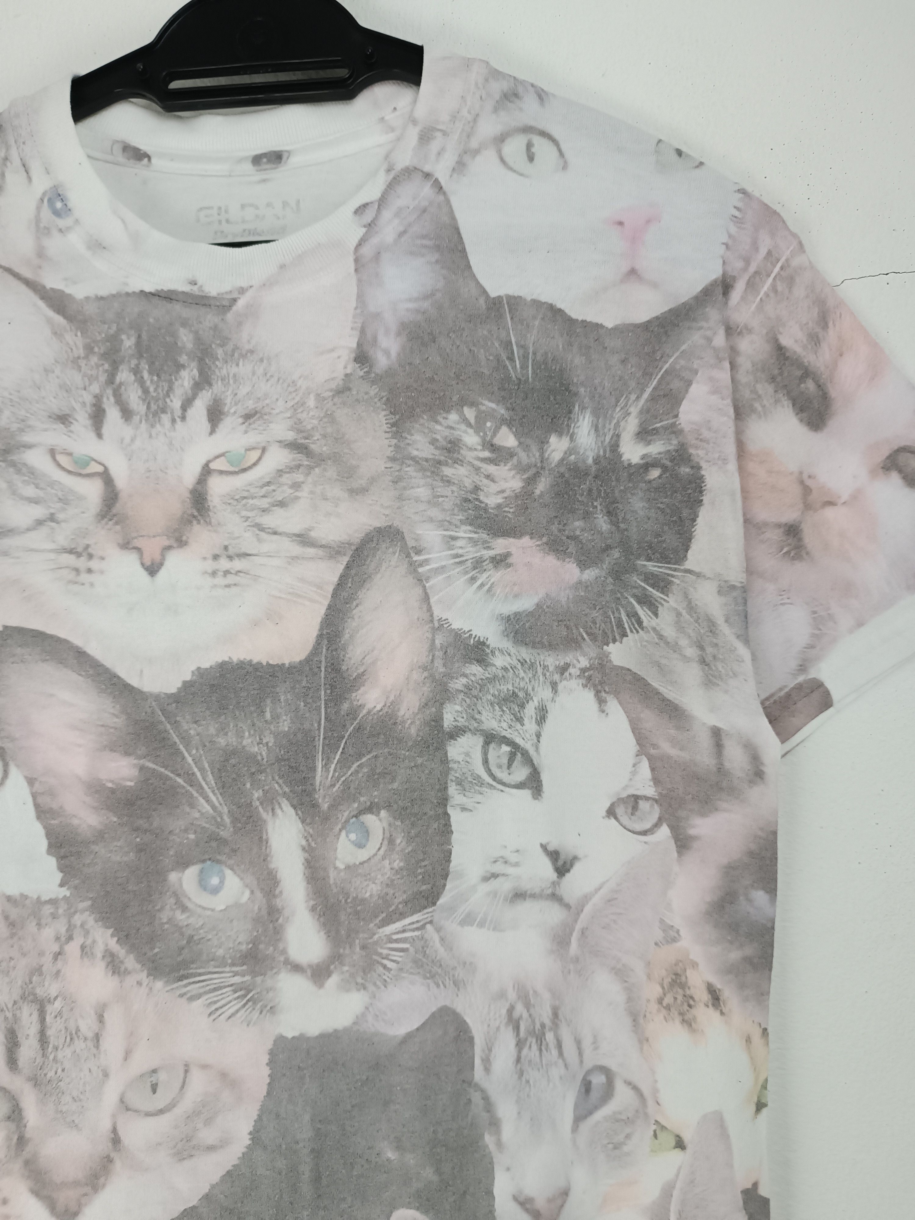 Other VINTAGE Y2K CAT AOP CUTE PAW DOG PET FULLPRINT VERY RARE Size US S / EU 44-46 / 1 - 13 Thumbnail