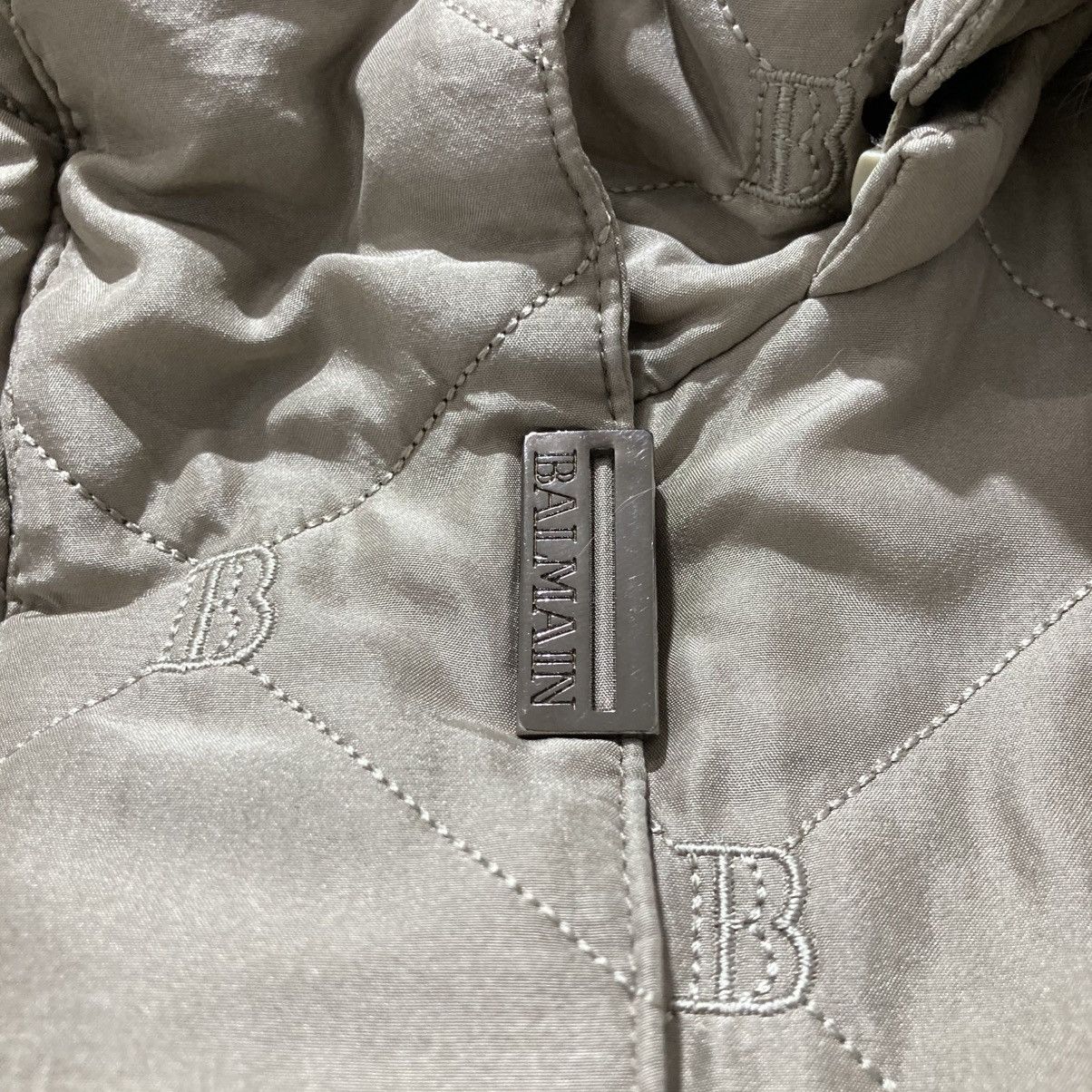 Balmain Balmain Paris Monogram Quilted Fur Long Jacket Beige Luxury Size US XL / EU 56 / 4 - 25 Thumbnail