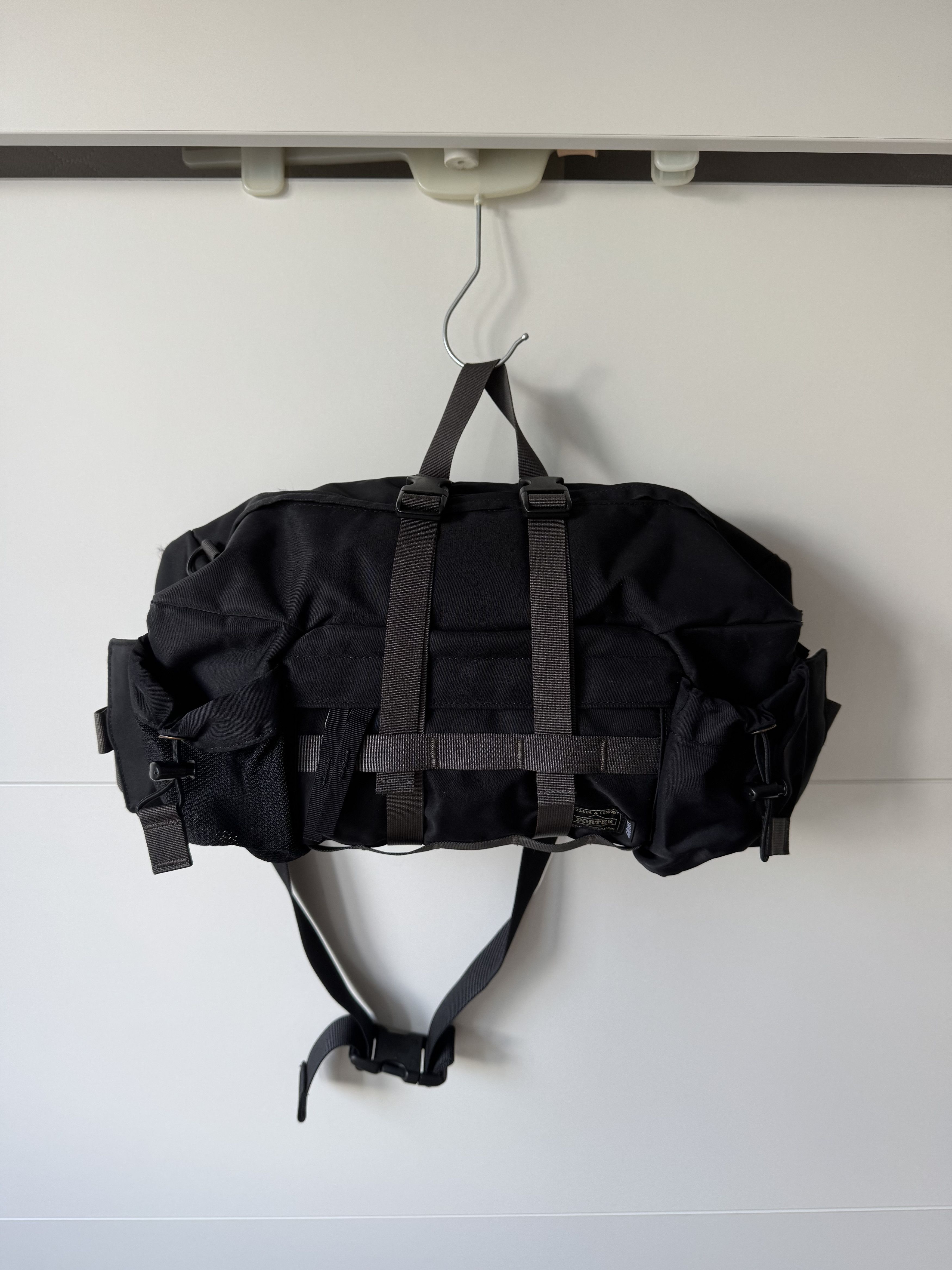 Gallery1950 [OS] Nylon Shoulder Bag in Black Size ONE SIZE - 1 Thumbnail