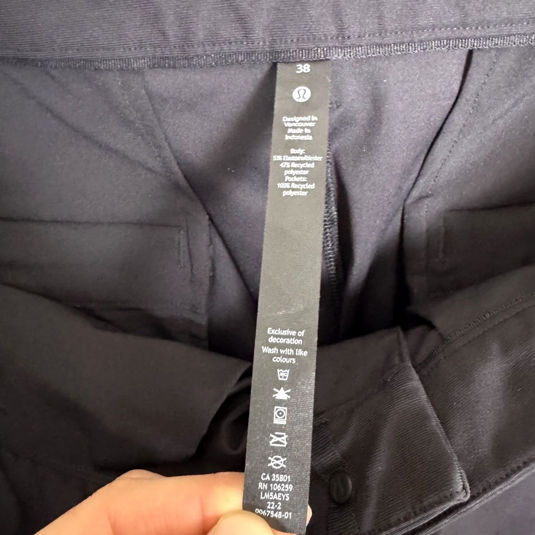 Lululemon Lululemon Commission Pant Men 38x29 Chino Flat Front 5-Pocket Solid Black Warpstreme ABC Tech LM5AEYS Size US 38 / EU 54 - 5 Thumbnail