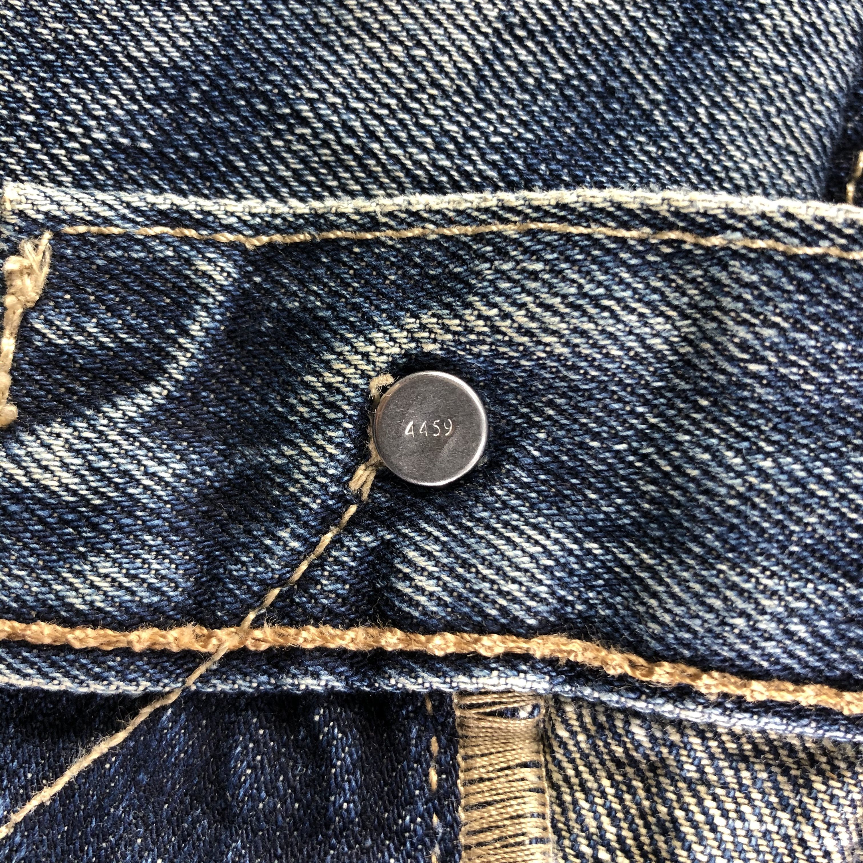 Levi's Vintage Levis 501 Jeans Faded Blue Ripped Denim Size US 28 / EU 44 - 9 Thumbnail