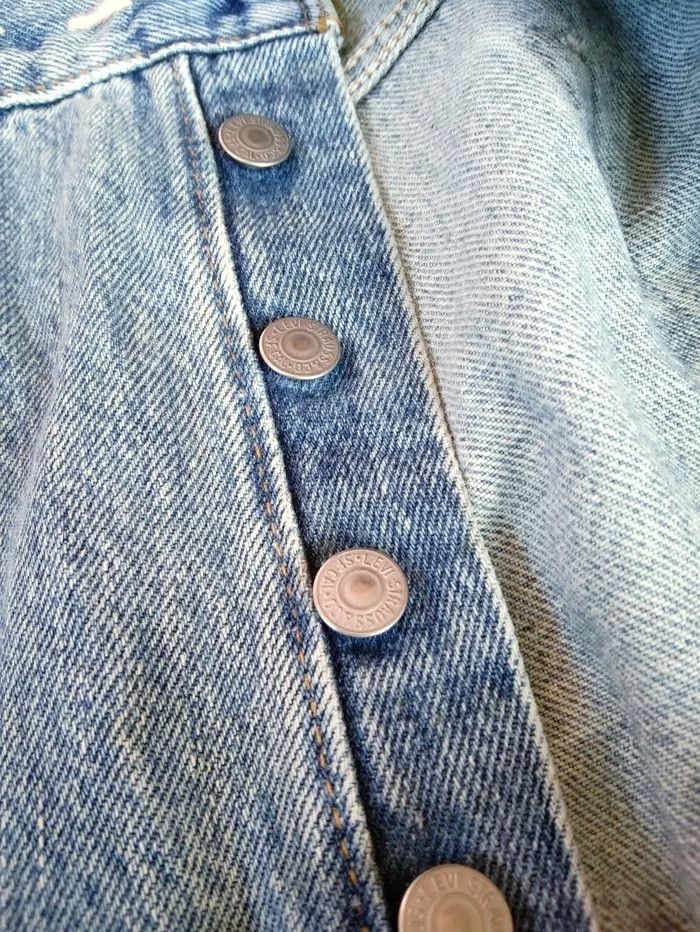 Levi's 90s Vintage Levi's 501 Made In USA Distressed Jeans 36x34 Size US 36 / EU 52 - 11 Thumbnail