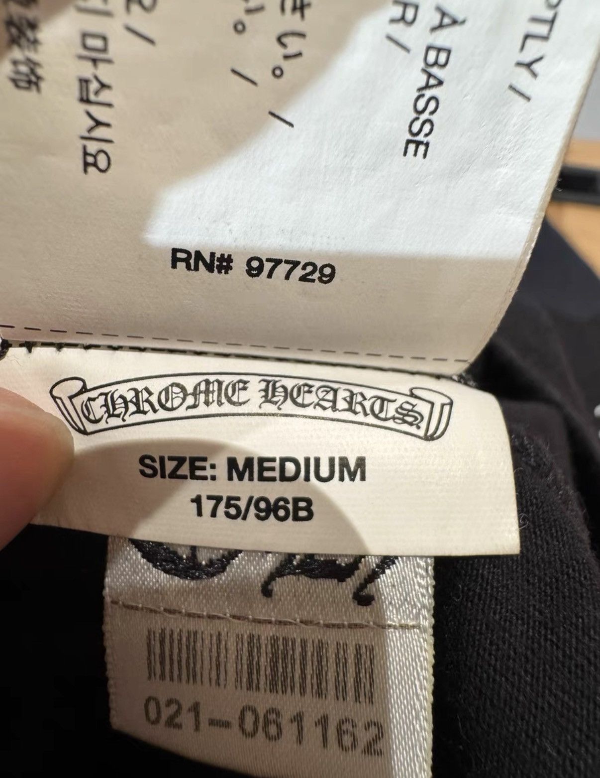 Chrome Hearts Chrome Hearts Black Crewneck Hong Kong City Exclusive Short Size US M / EU 48-50 / 2 - 5 Thumbnail