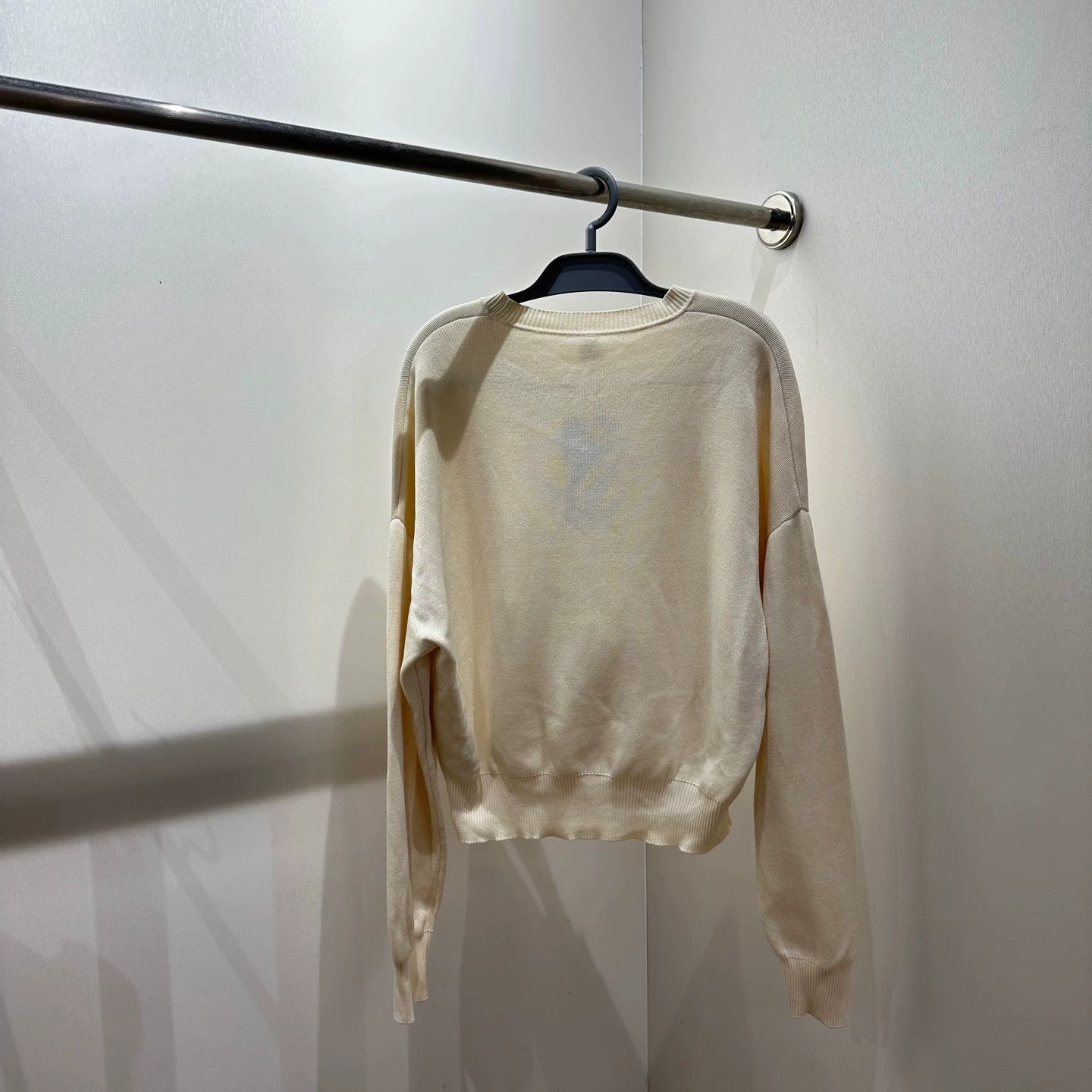 Hermes Hermes Cream Carriage Cashmere LS 40 Size M / US 6-8 / IT 42-44 - 2 Thumbnail
