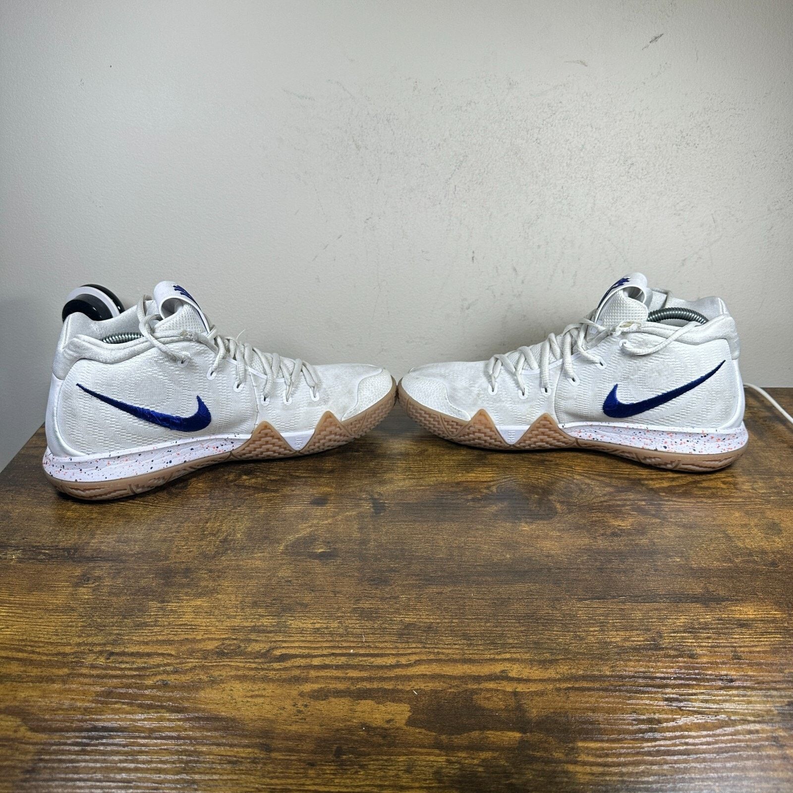 Nike Kyrie 4 Uncle Drew White Deep 943806-100 Men's Size 9